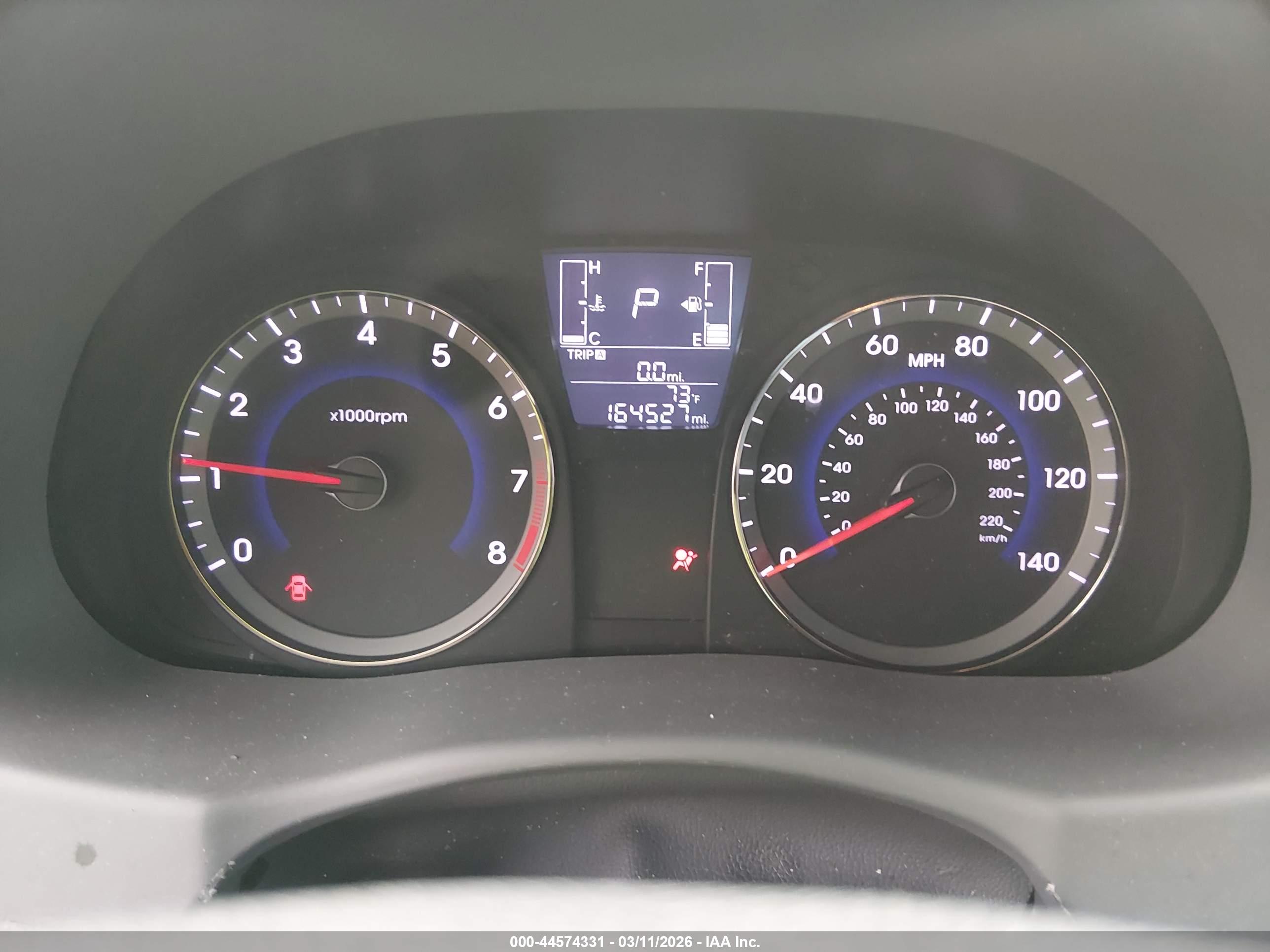 HYUNDAI ACCENT image 7