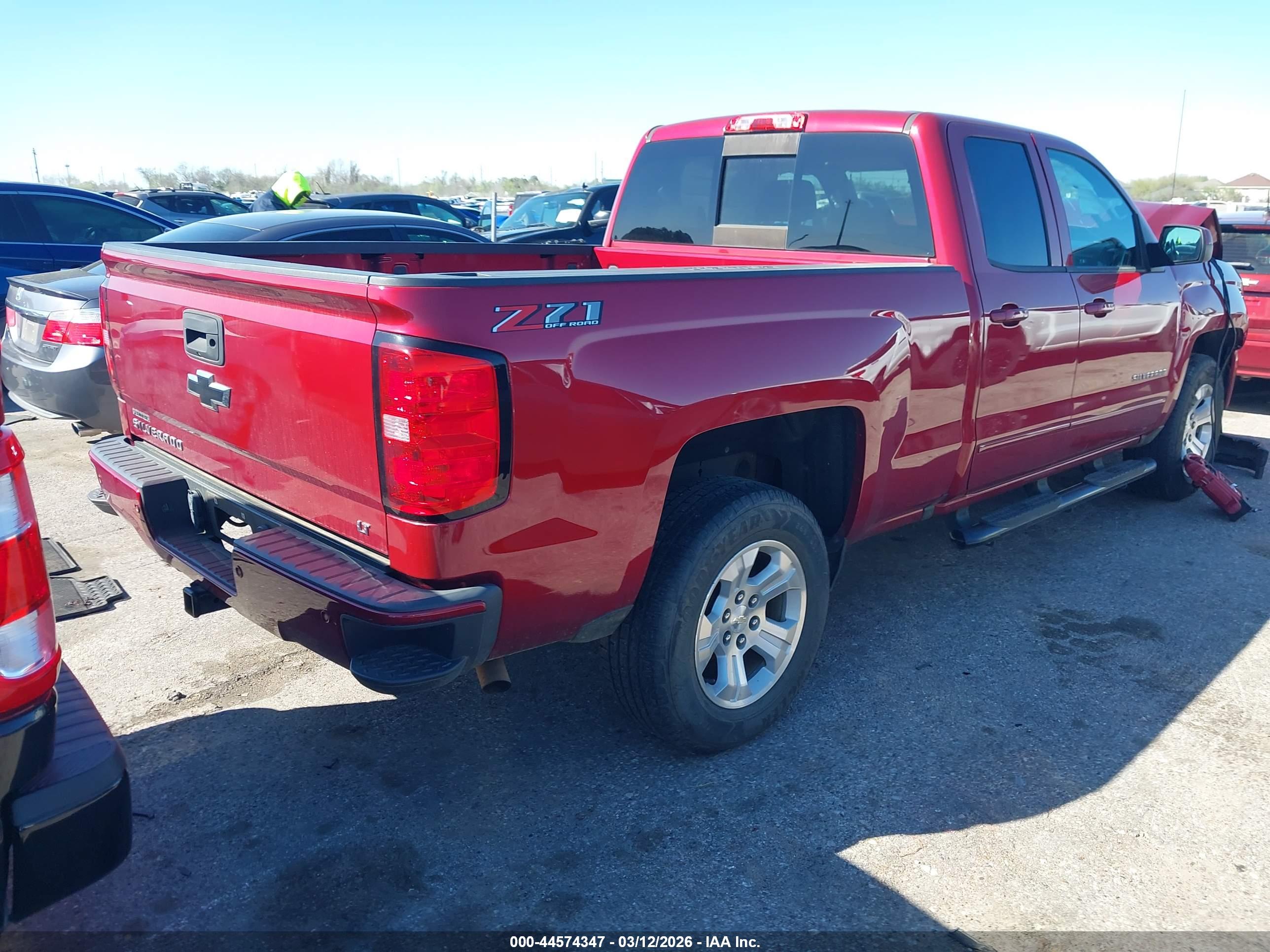CHEVROLET SILVERADO image 4
