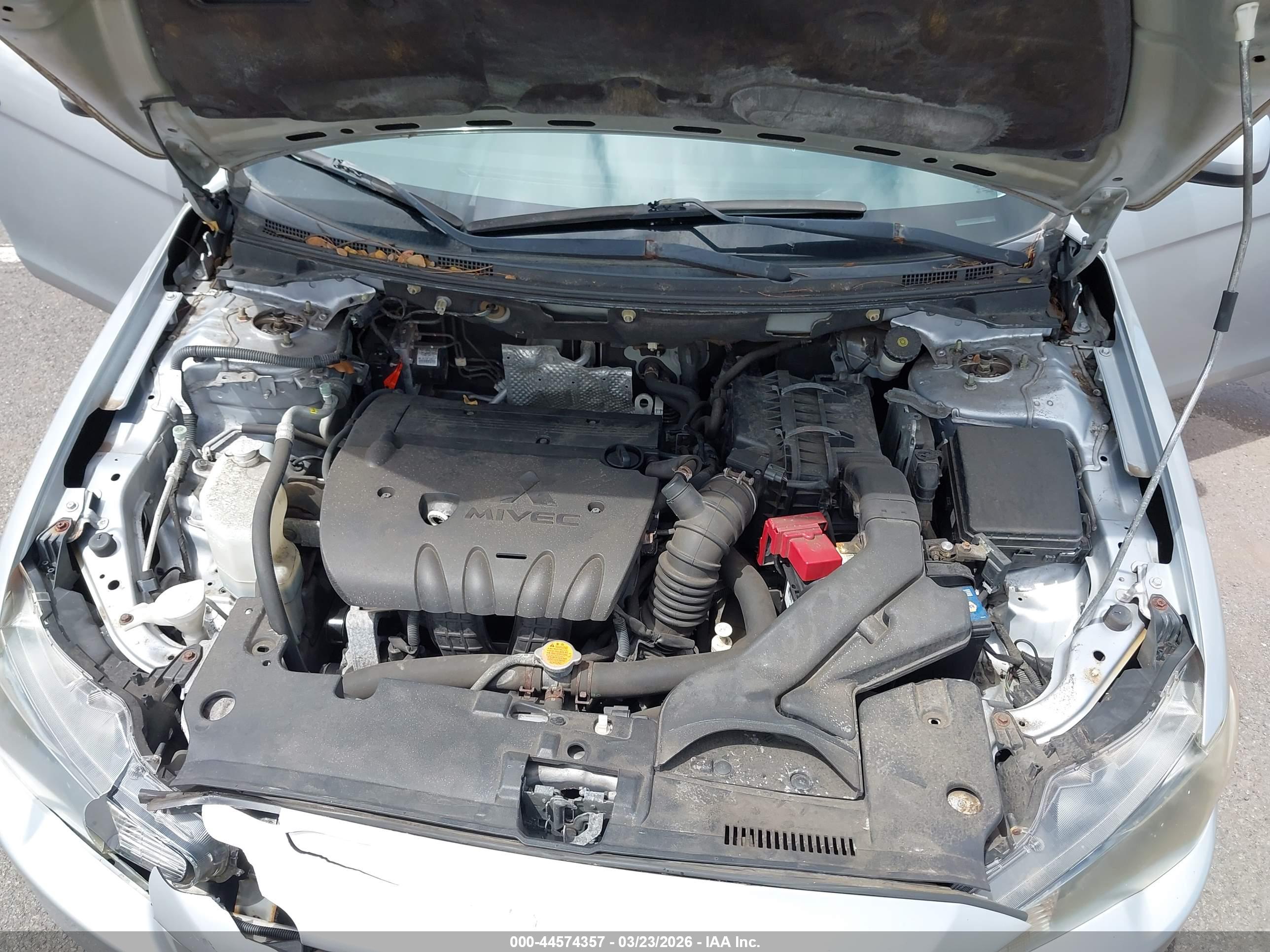 MITSUBISHI LANCER image 10
