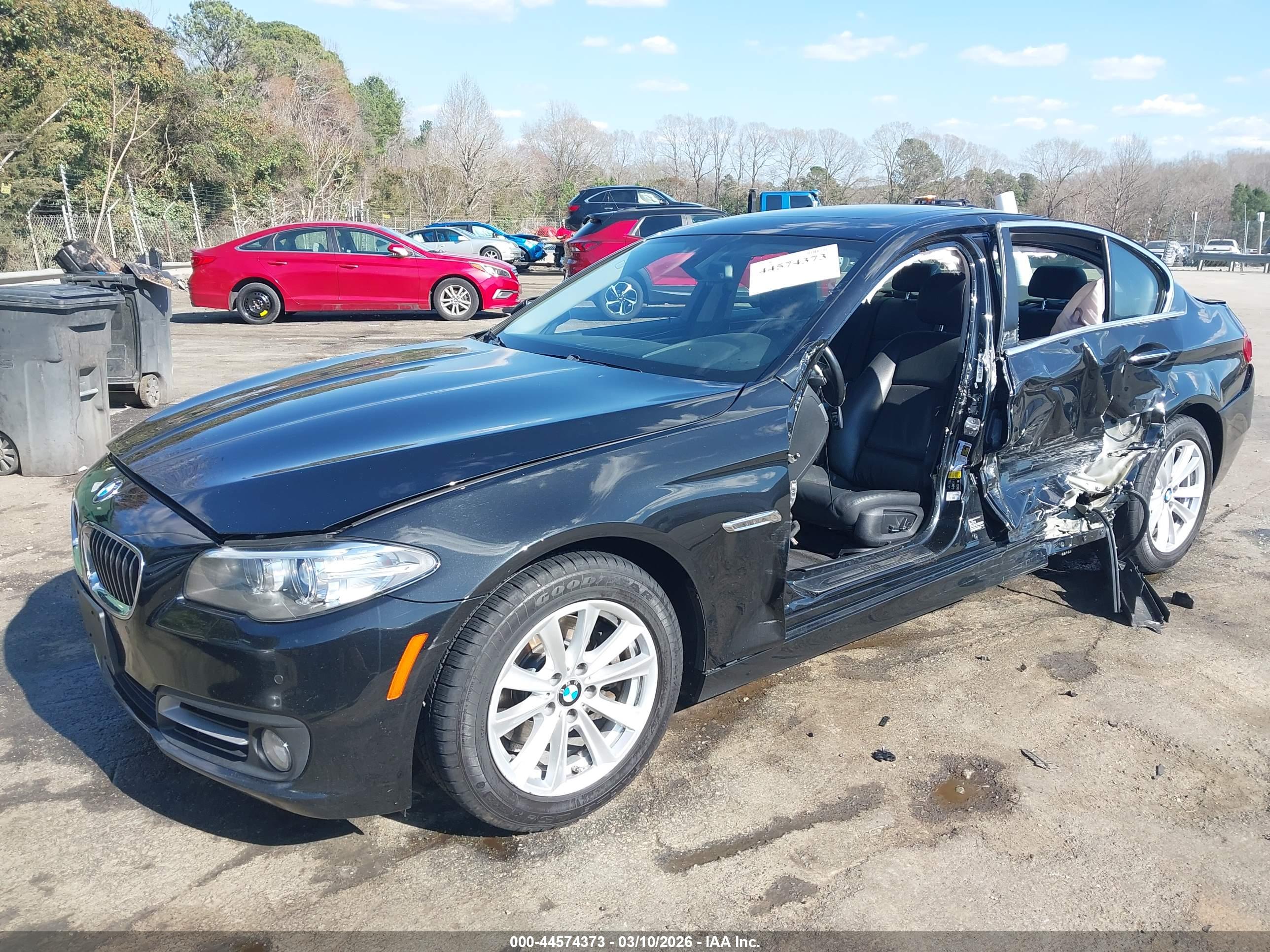 BMW 528I image 6
