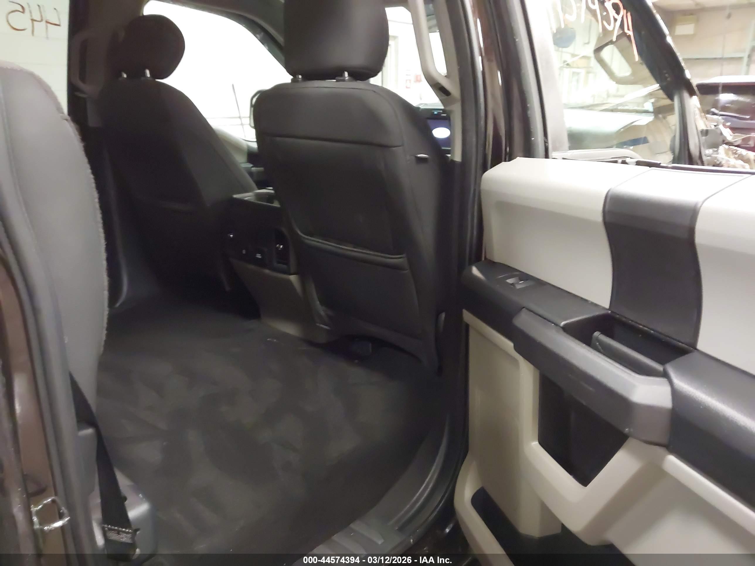FORD F-150 image 8