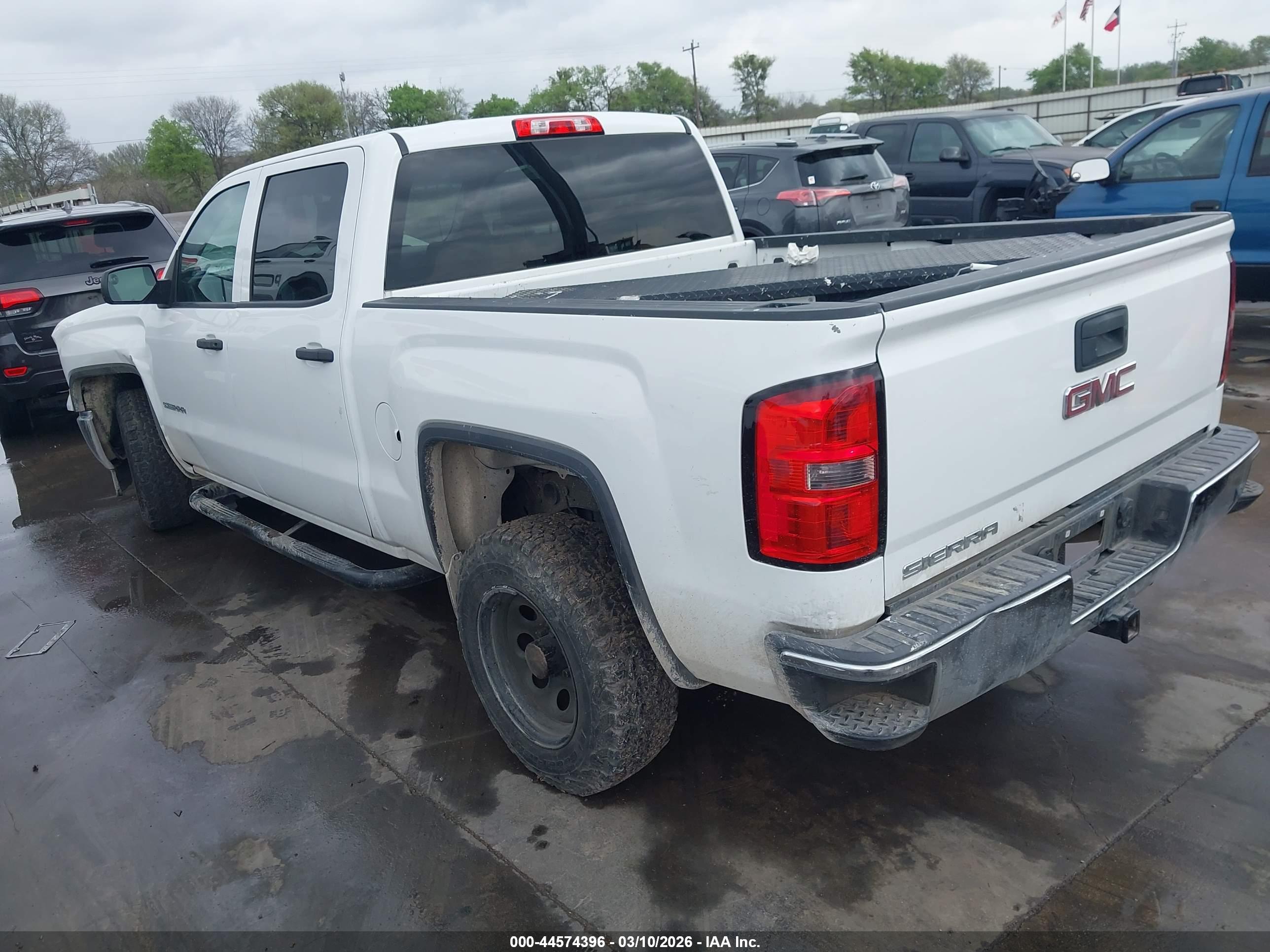 GMC SIERRA image 3