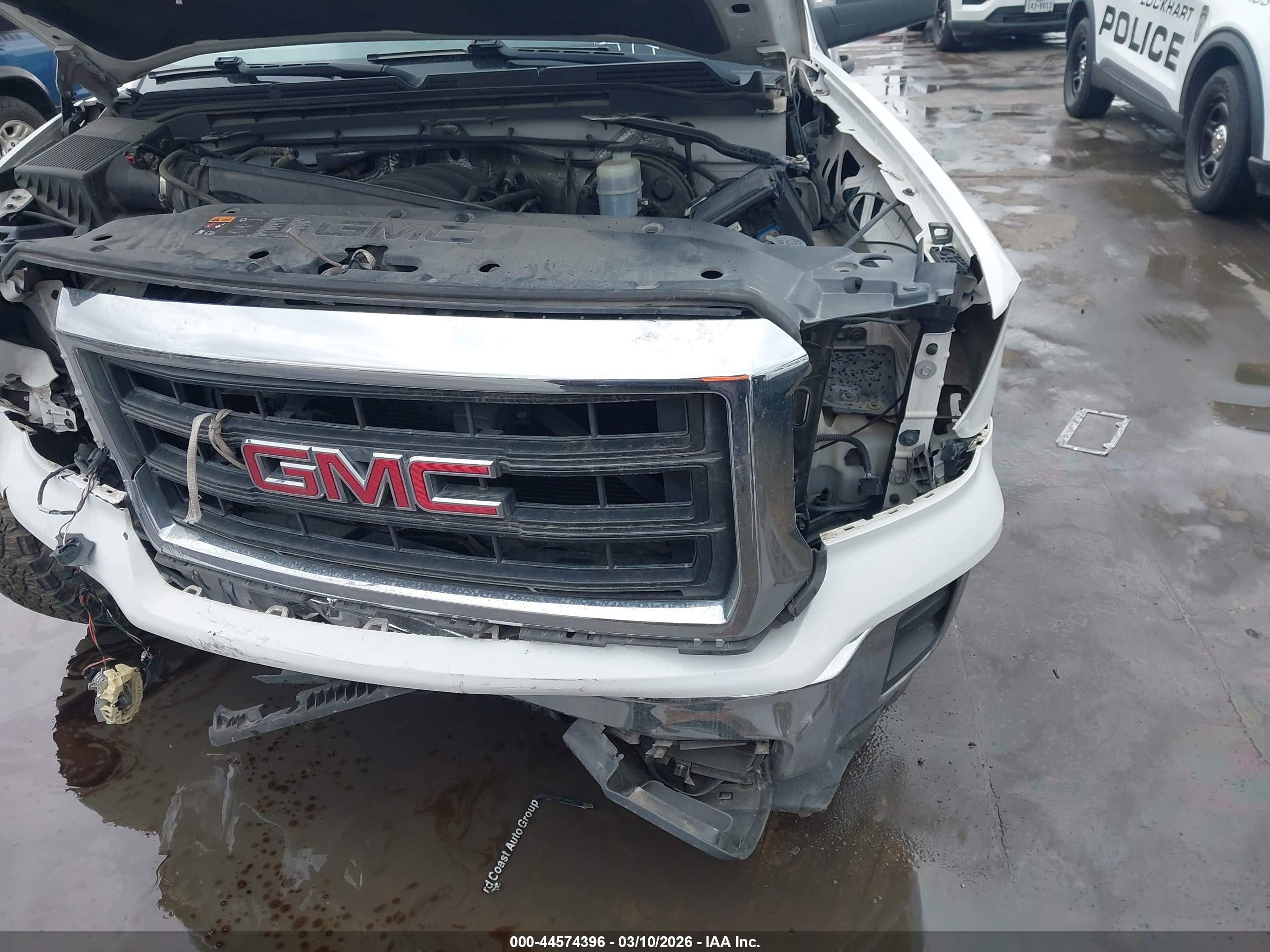 GMC SIERRA image 6