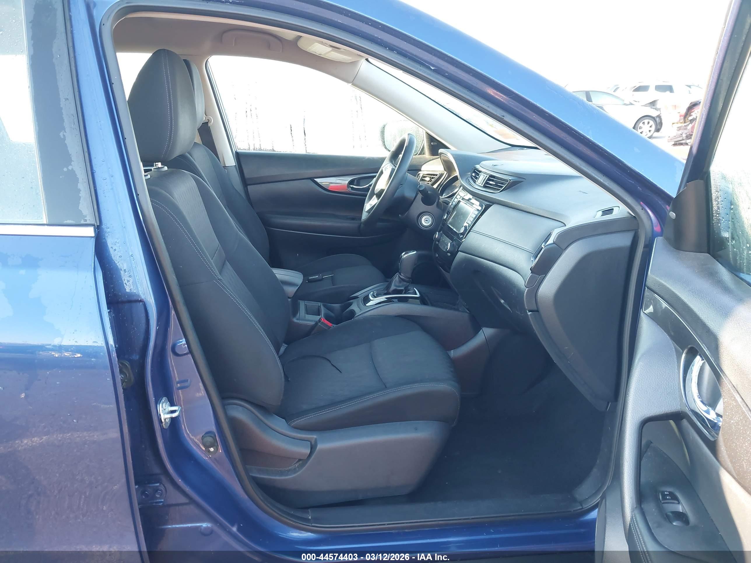 NISSAN ROGUE image 5