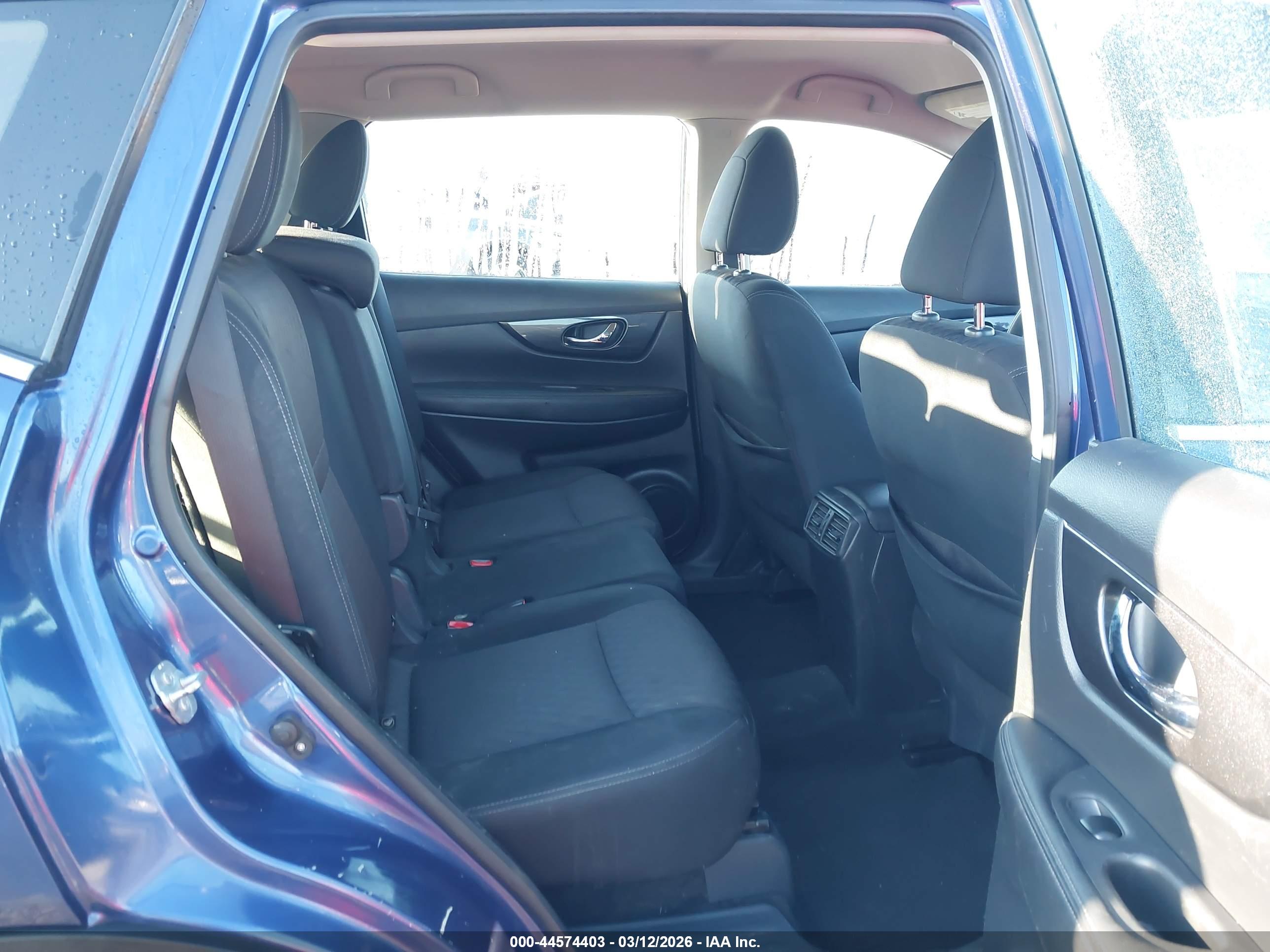 NISSAN ROGUE image 8