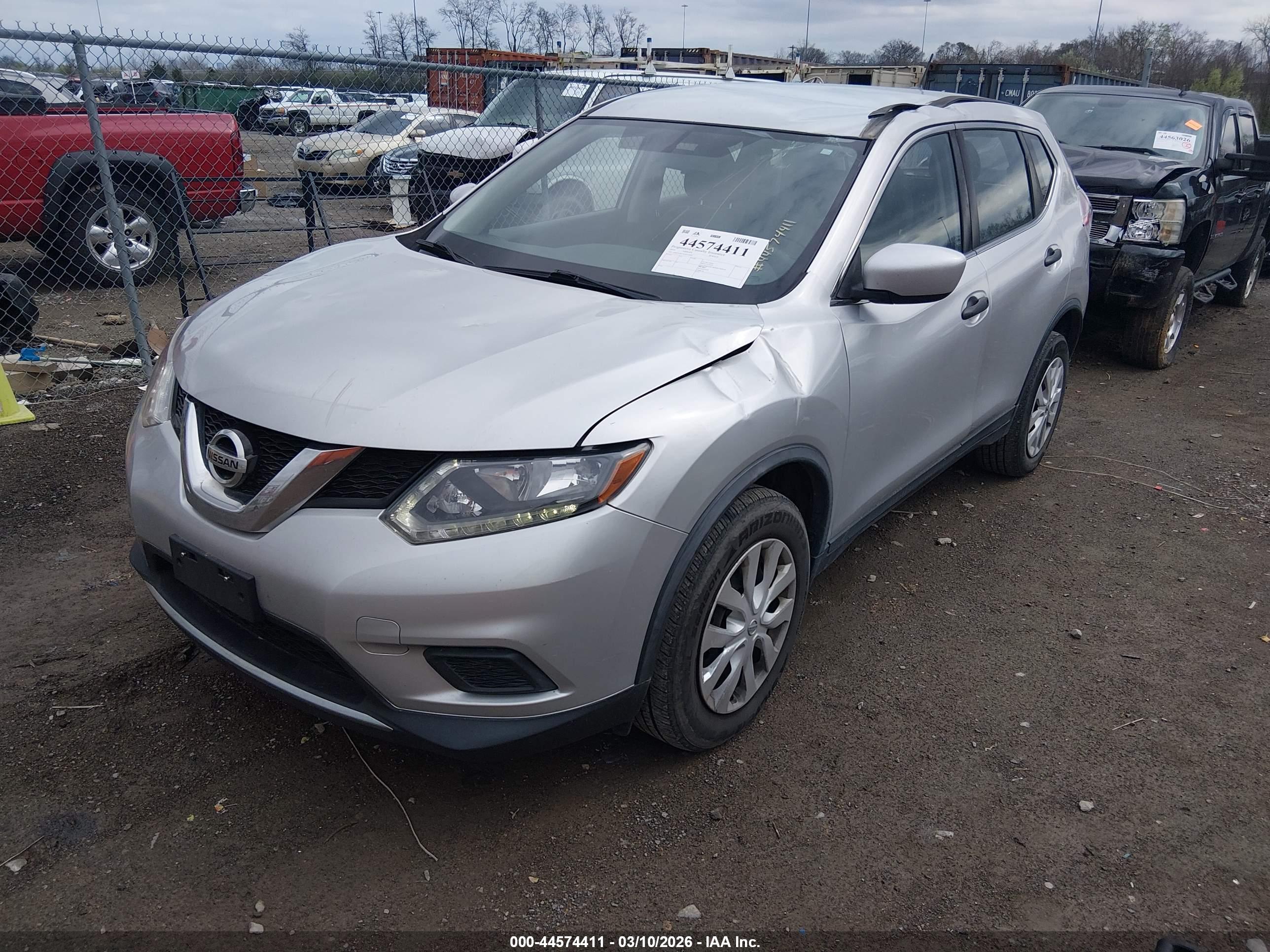 NISSAN ROGUE image 2