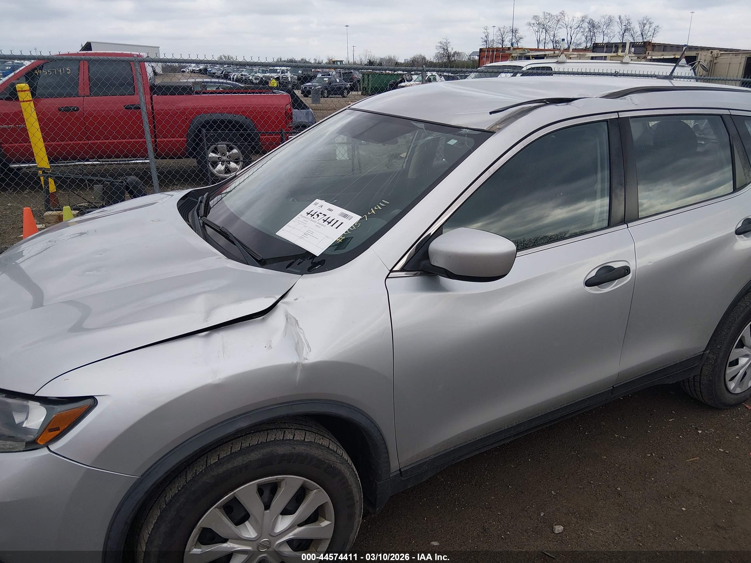 NISSAN ROGUE image 6