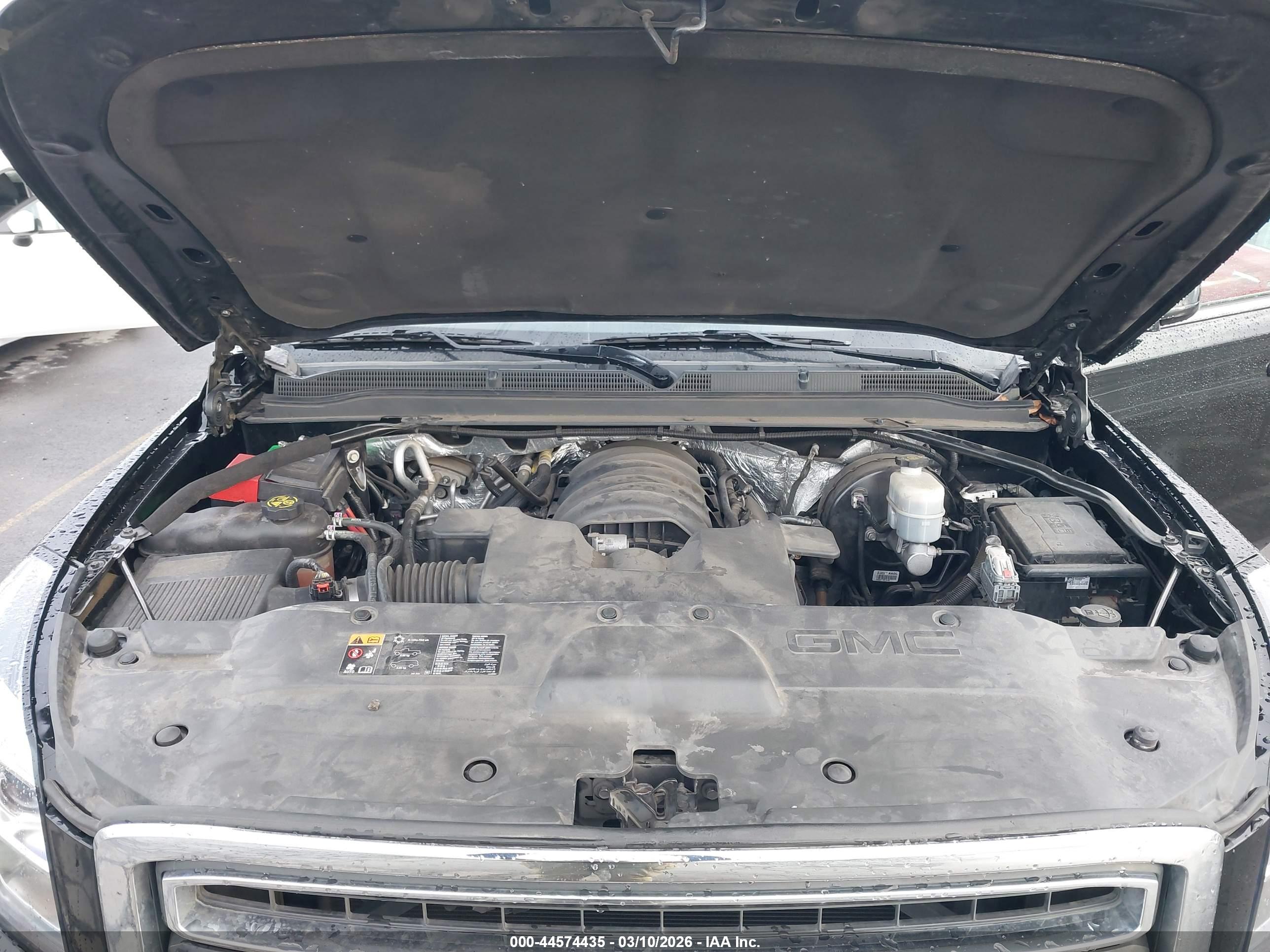 GMC YUKON image 10