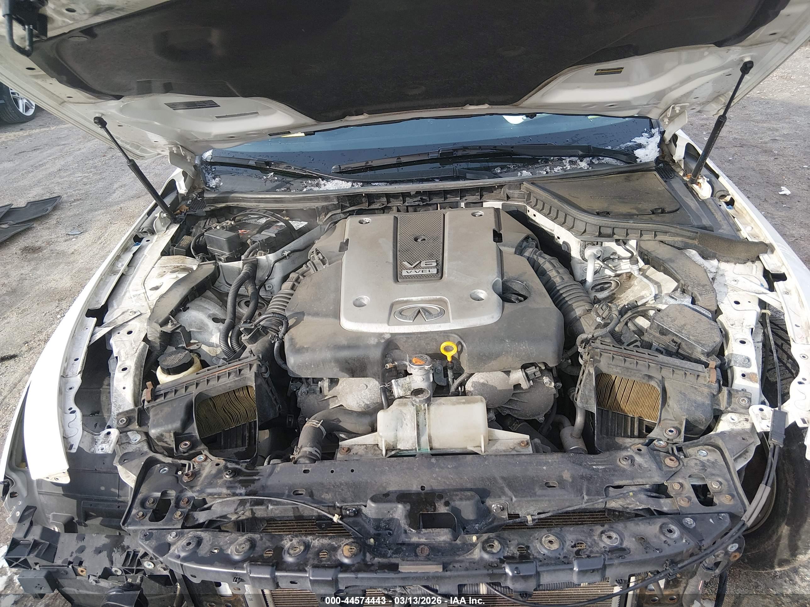 INFINITI Q50 image 10