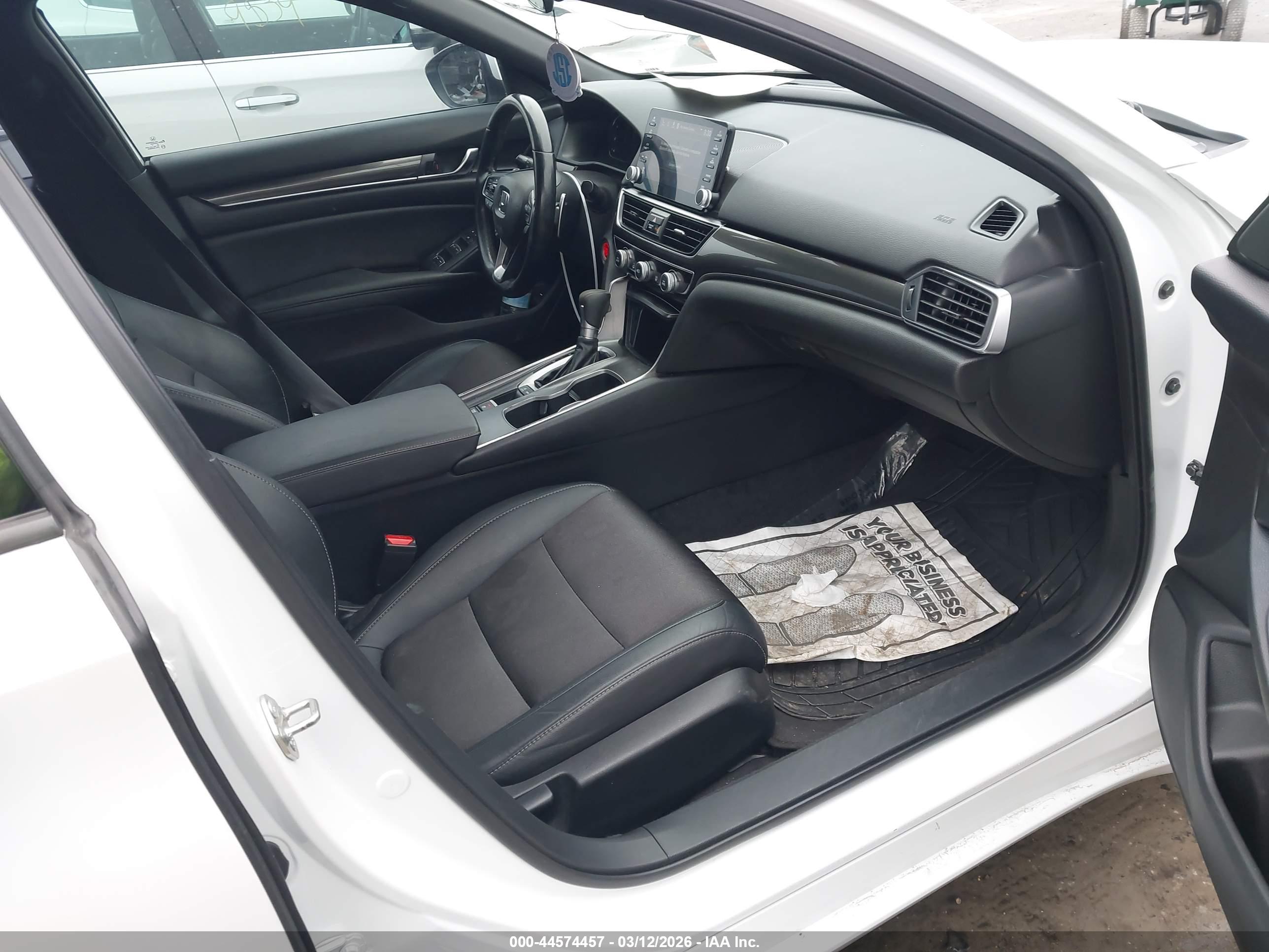 HONDA ACCORD image 5