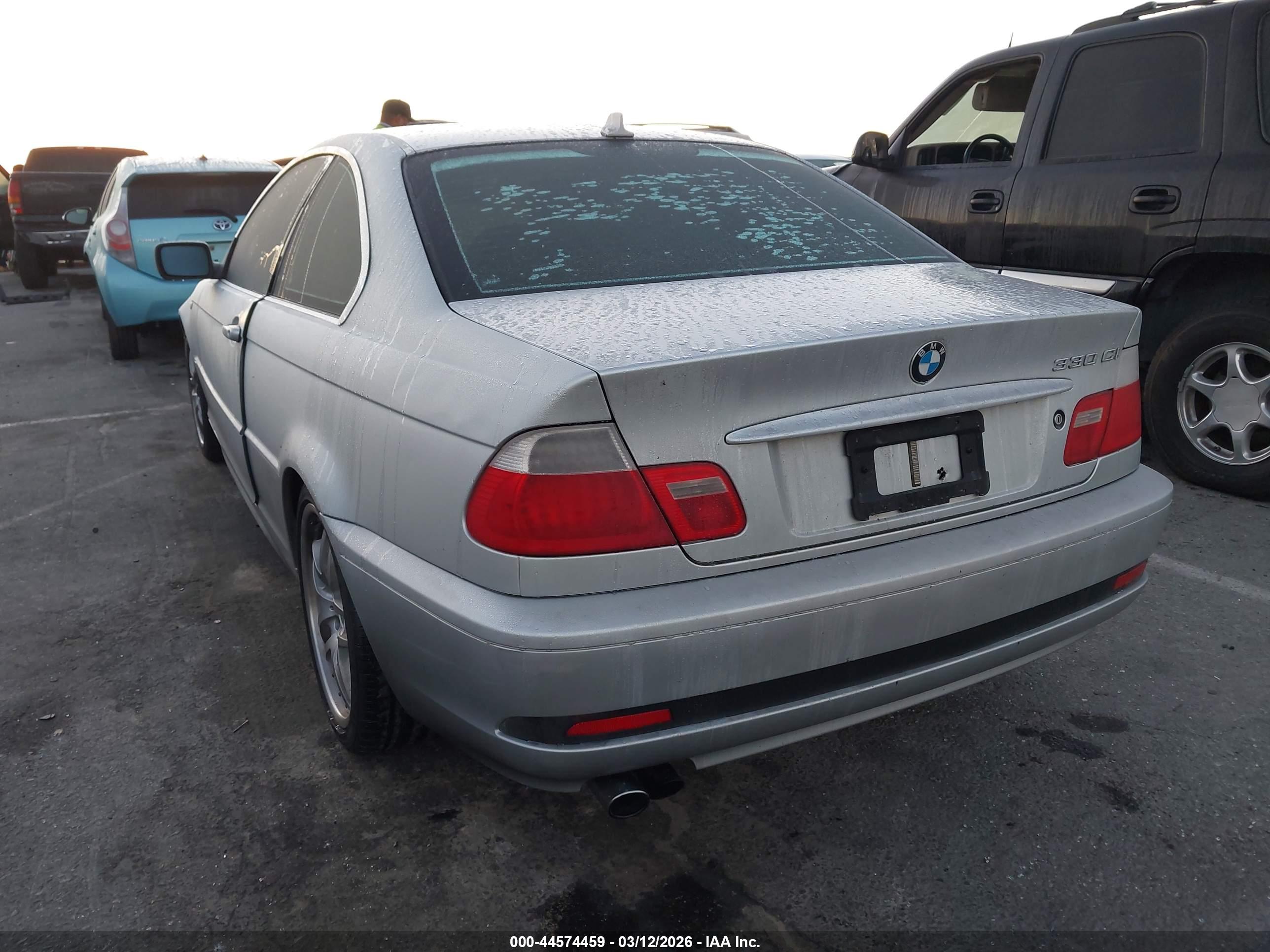 BMW 330CI image 3