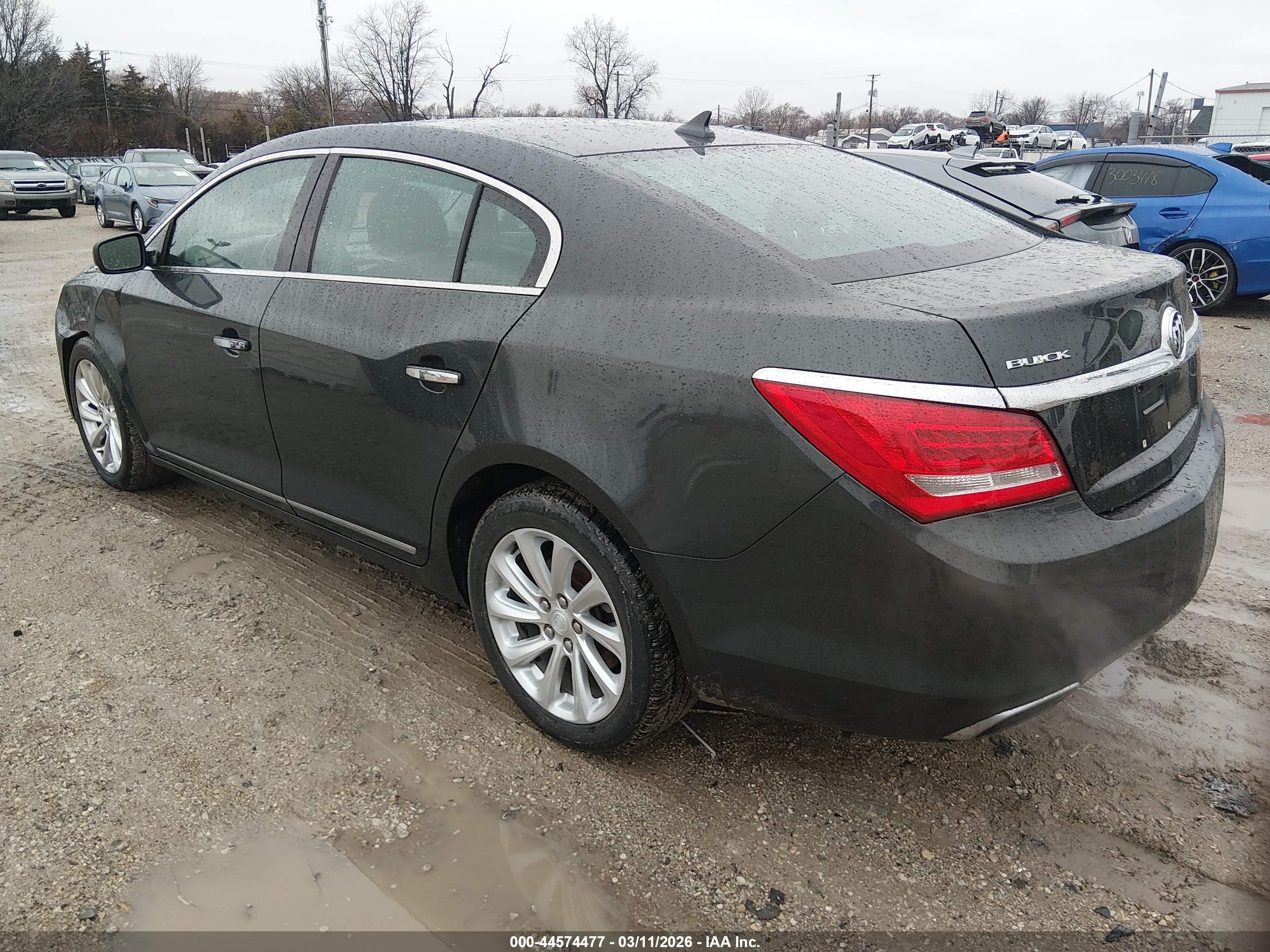 BUICK LACROSSE image 3