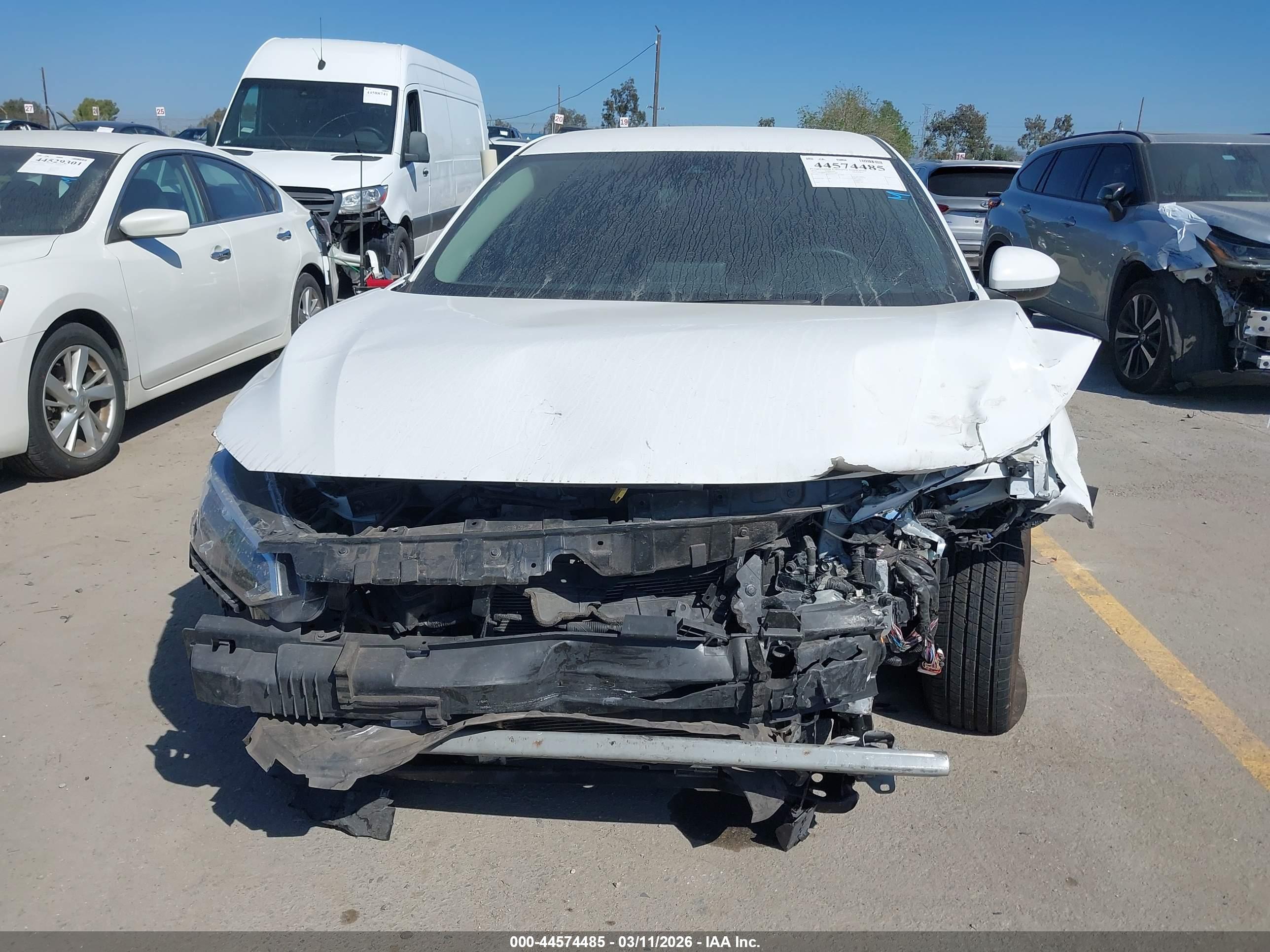 NISSAN SENTRA image 6