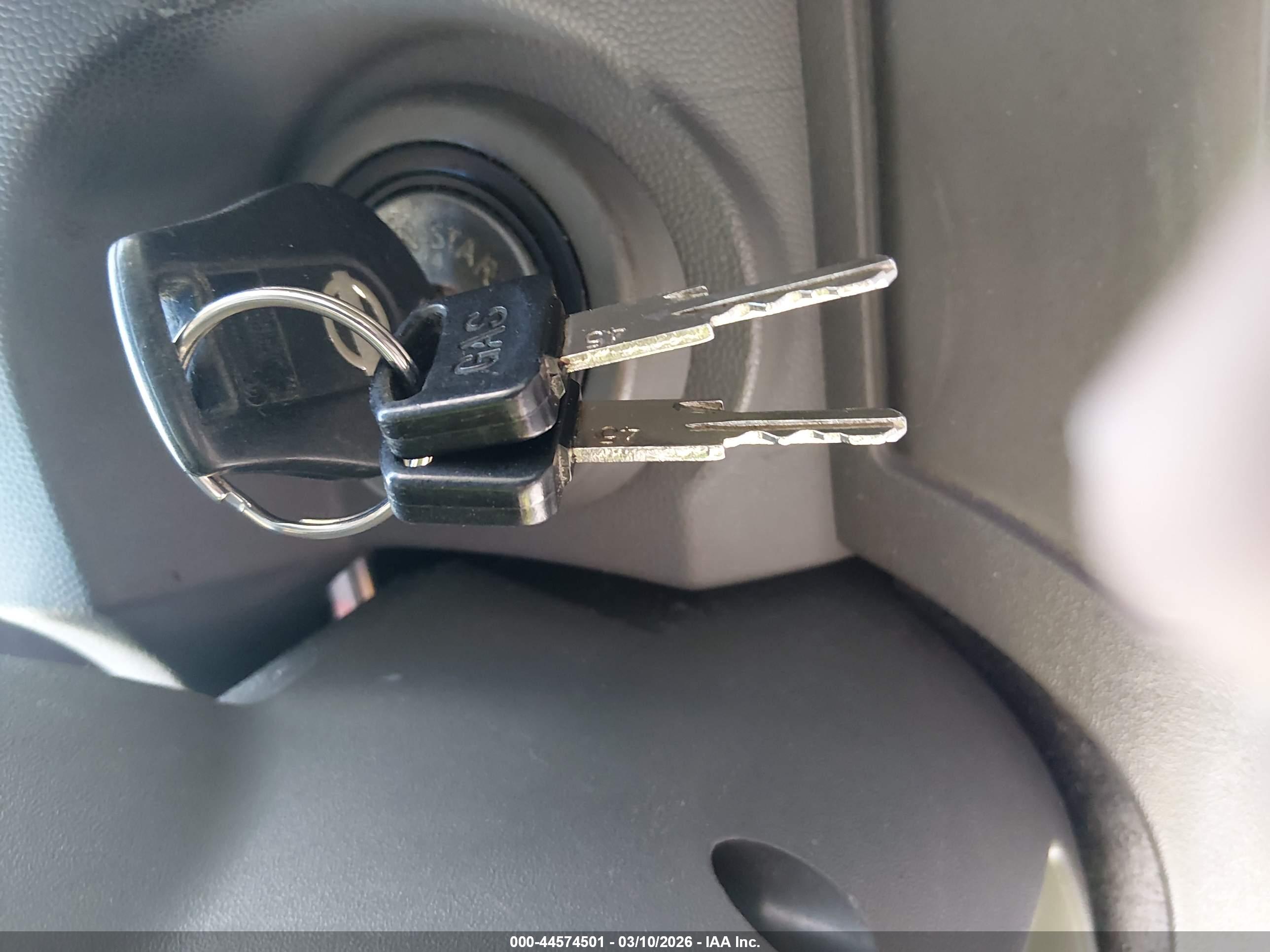 NISSAN FRONTIER image 11
