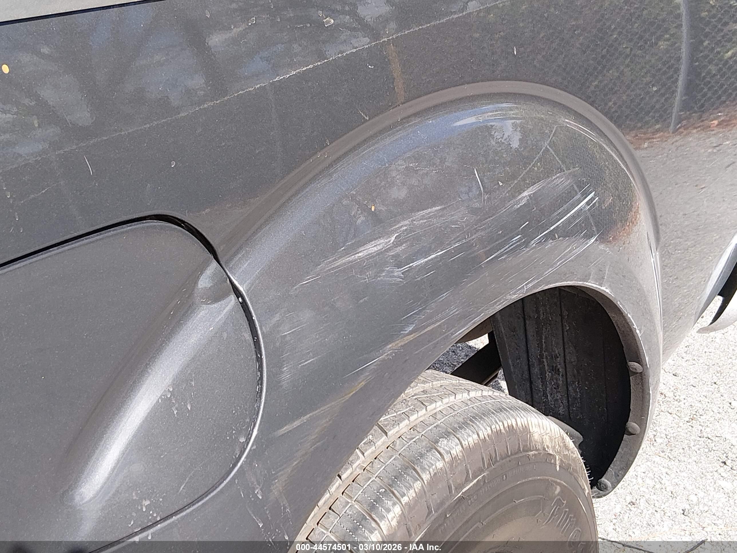 NISSAN FRONTIER image 6