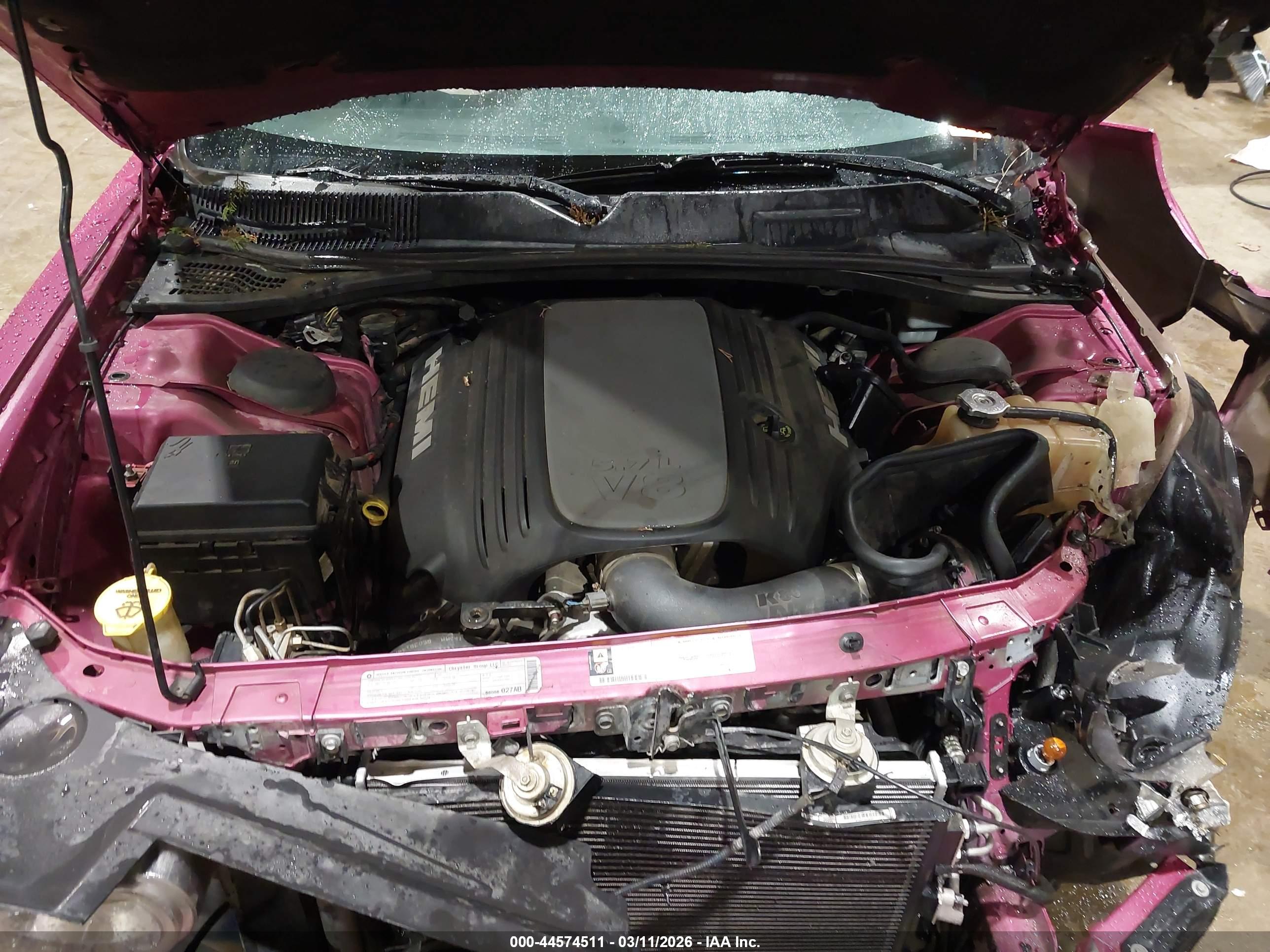 DODGE CHALLENGER image 10