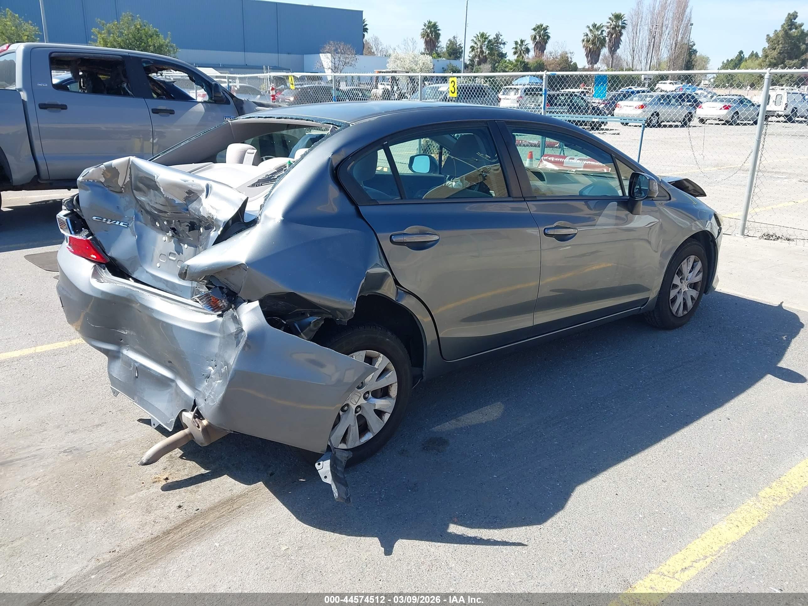 HONDA CIVIC image 4