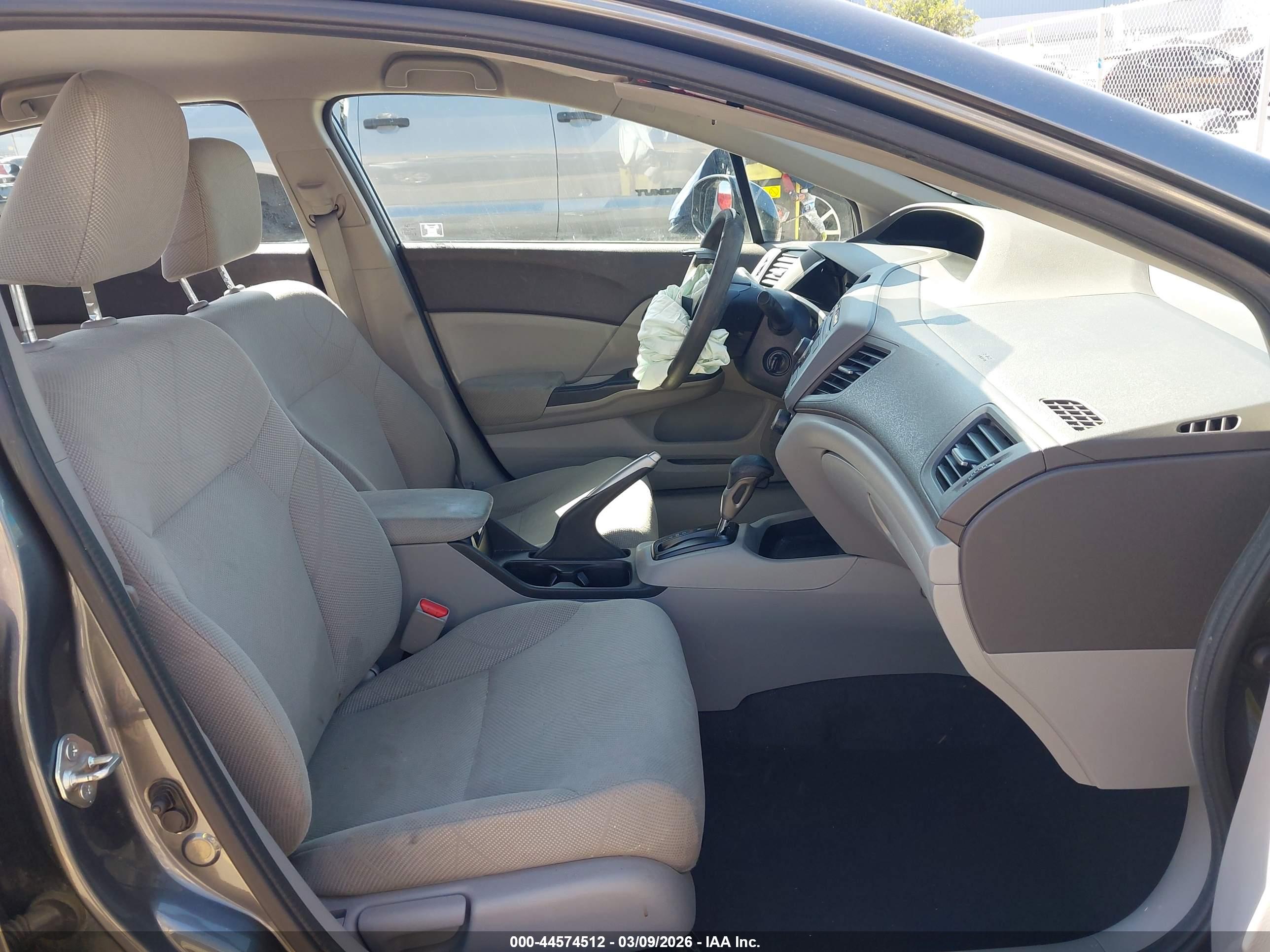 HONDA CIVIC image 5