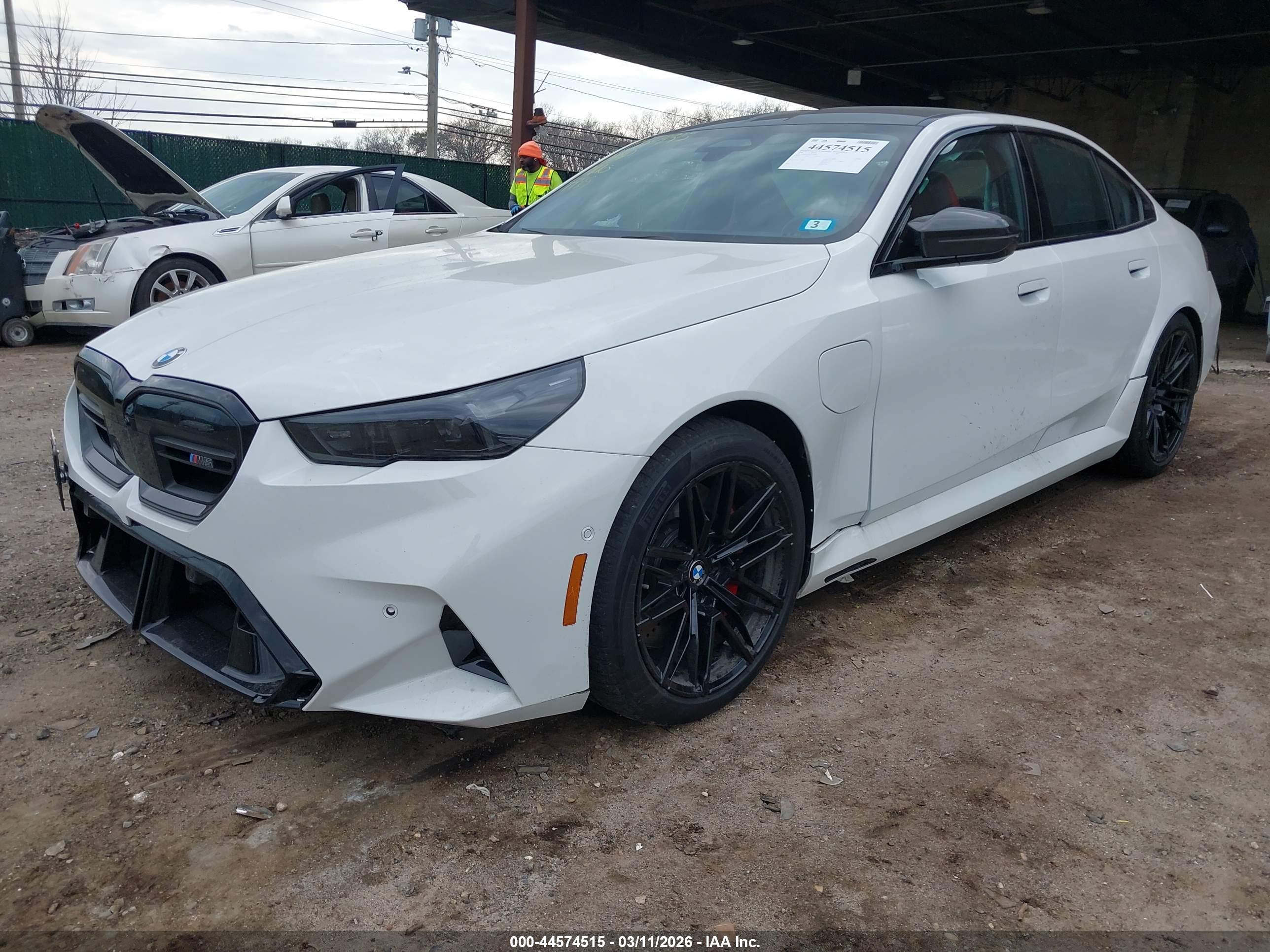BMW M5 image 2