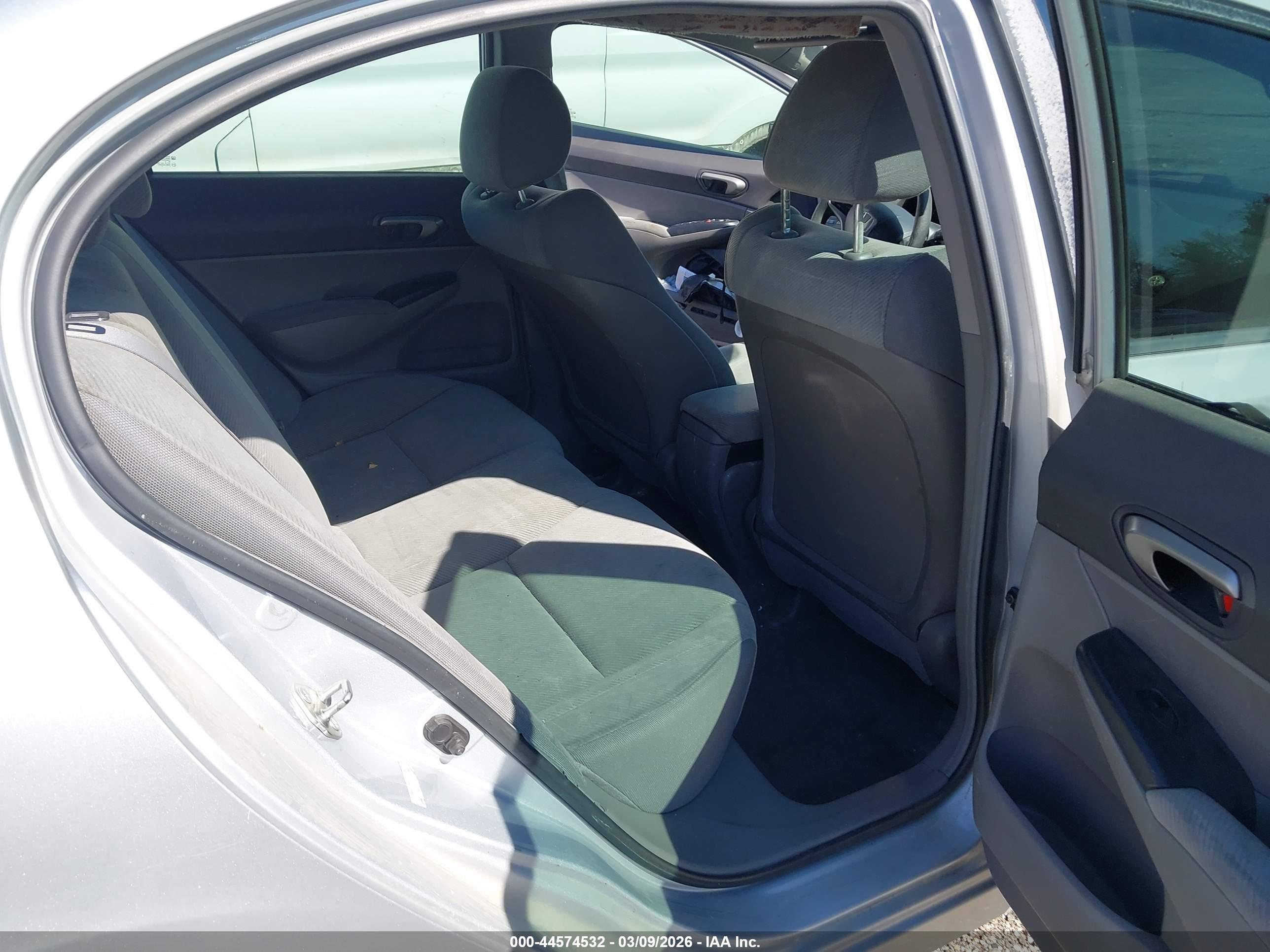 HONDA CIVIC image 8