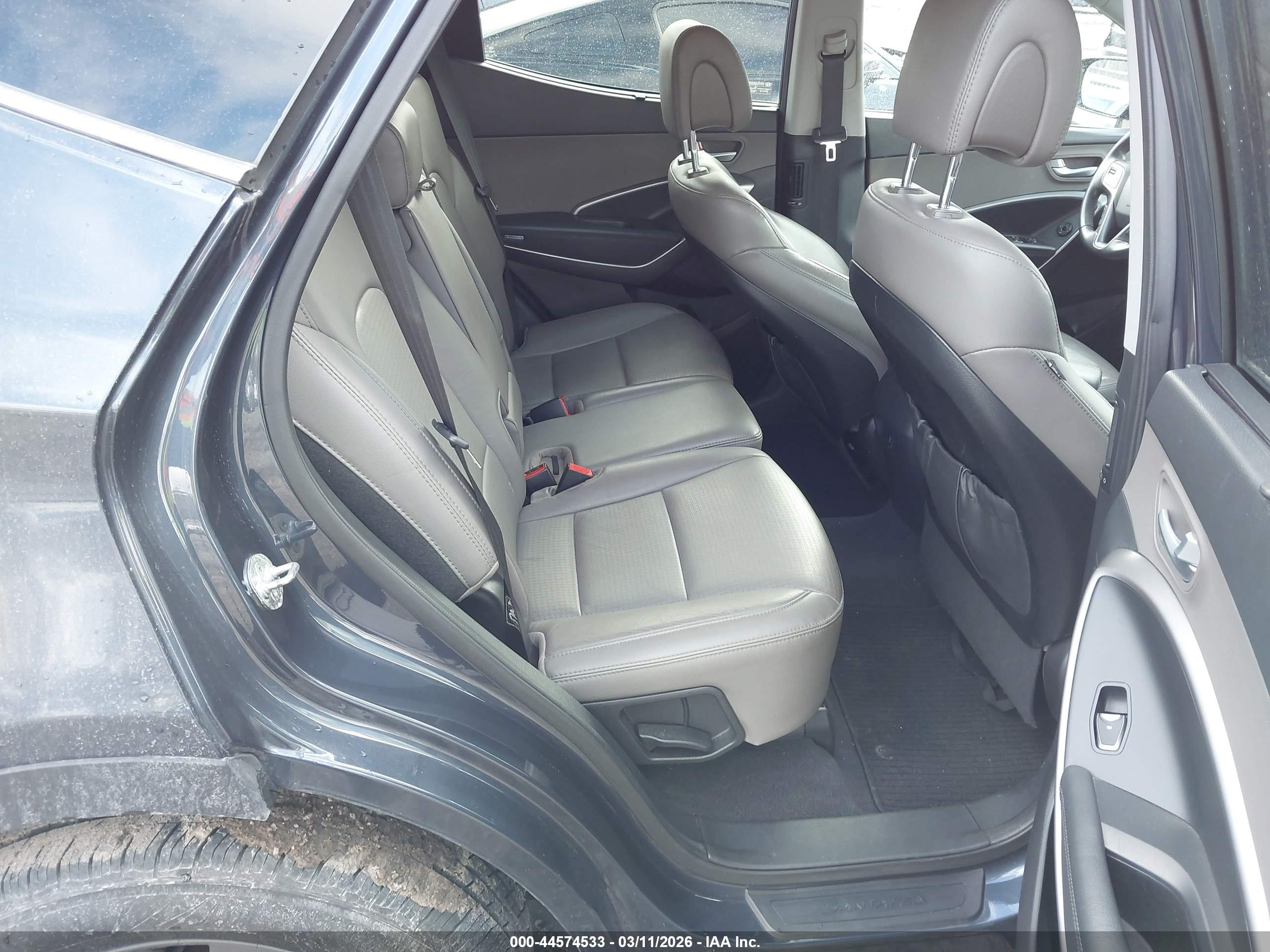 HYUNDAI SANTA image 8
