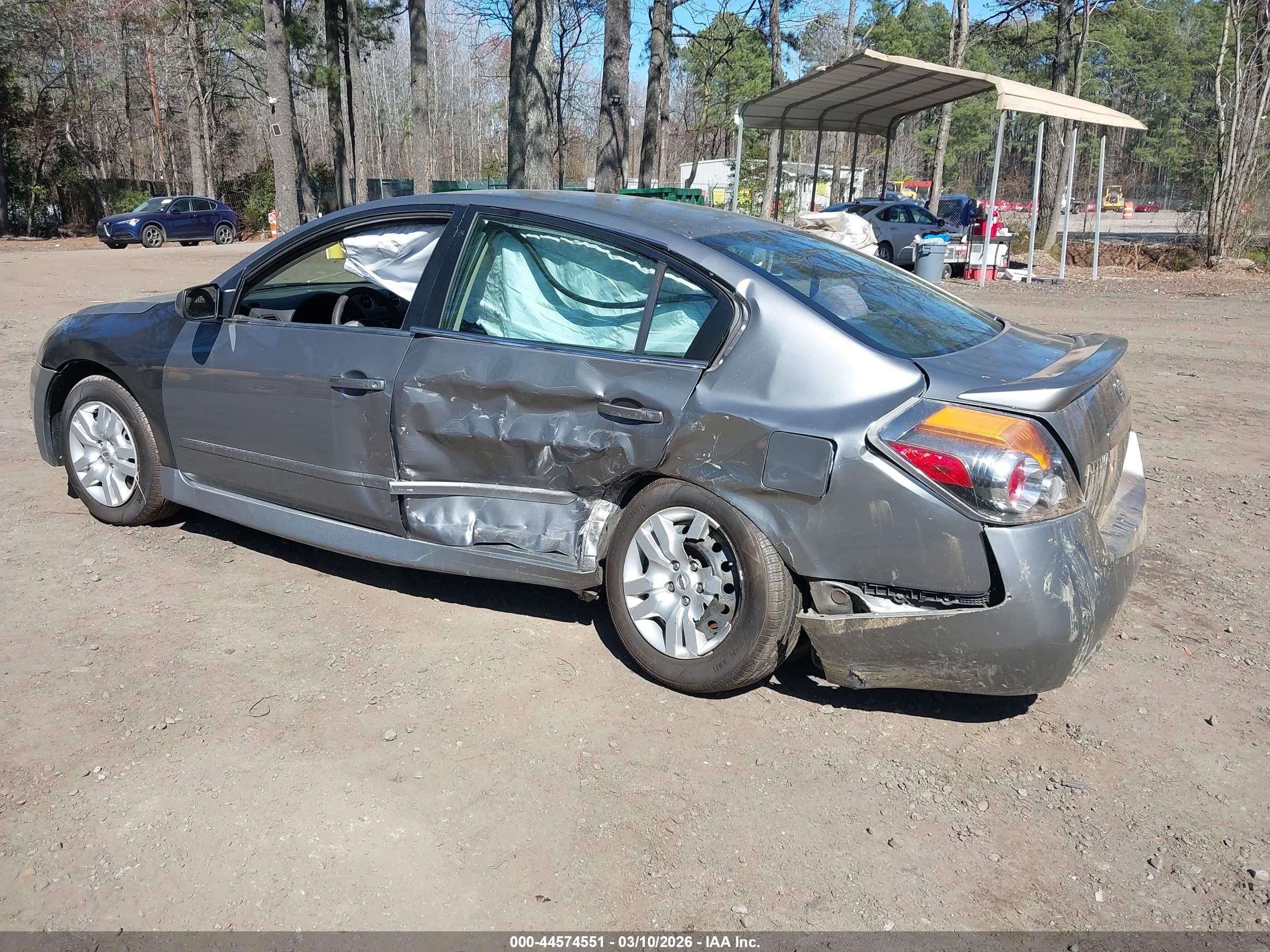 NISSAN ALTIMA image 3