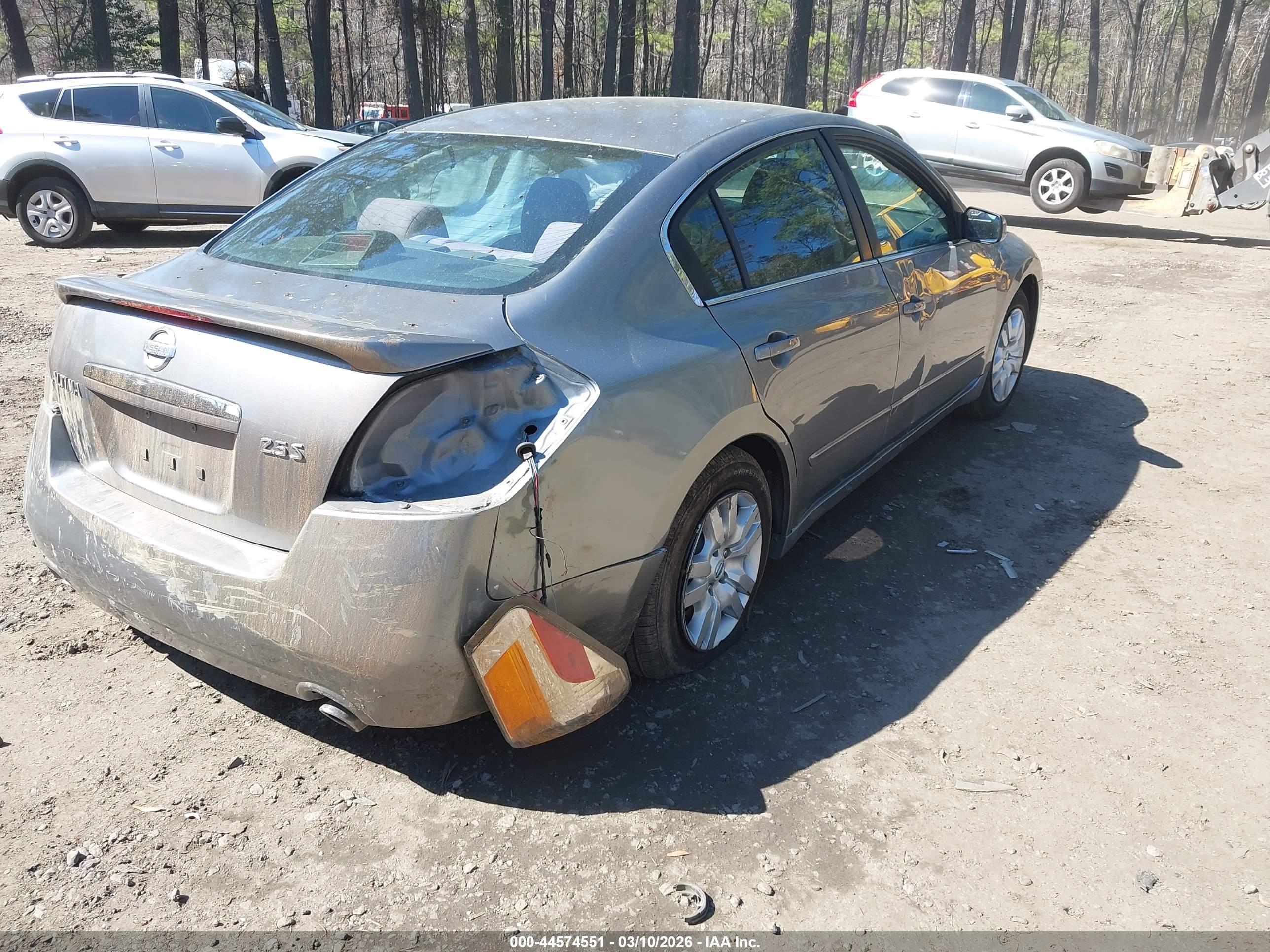 NISSAN ALTIMA image 4