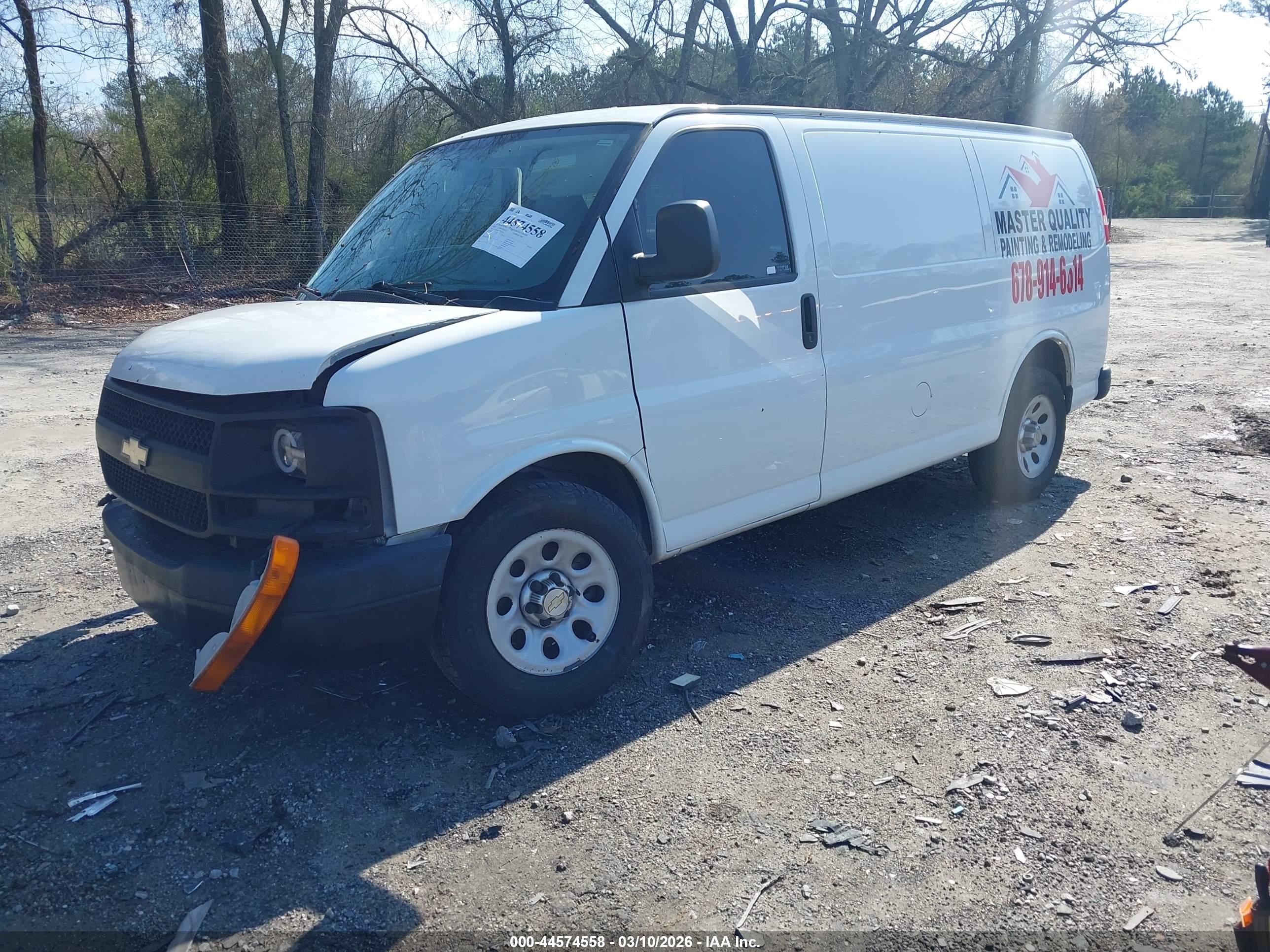CHEVROLET EXPRESS image 2