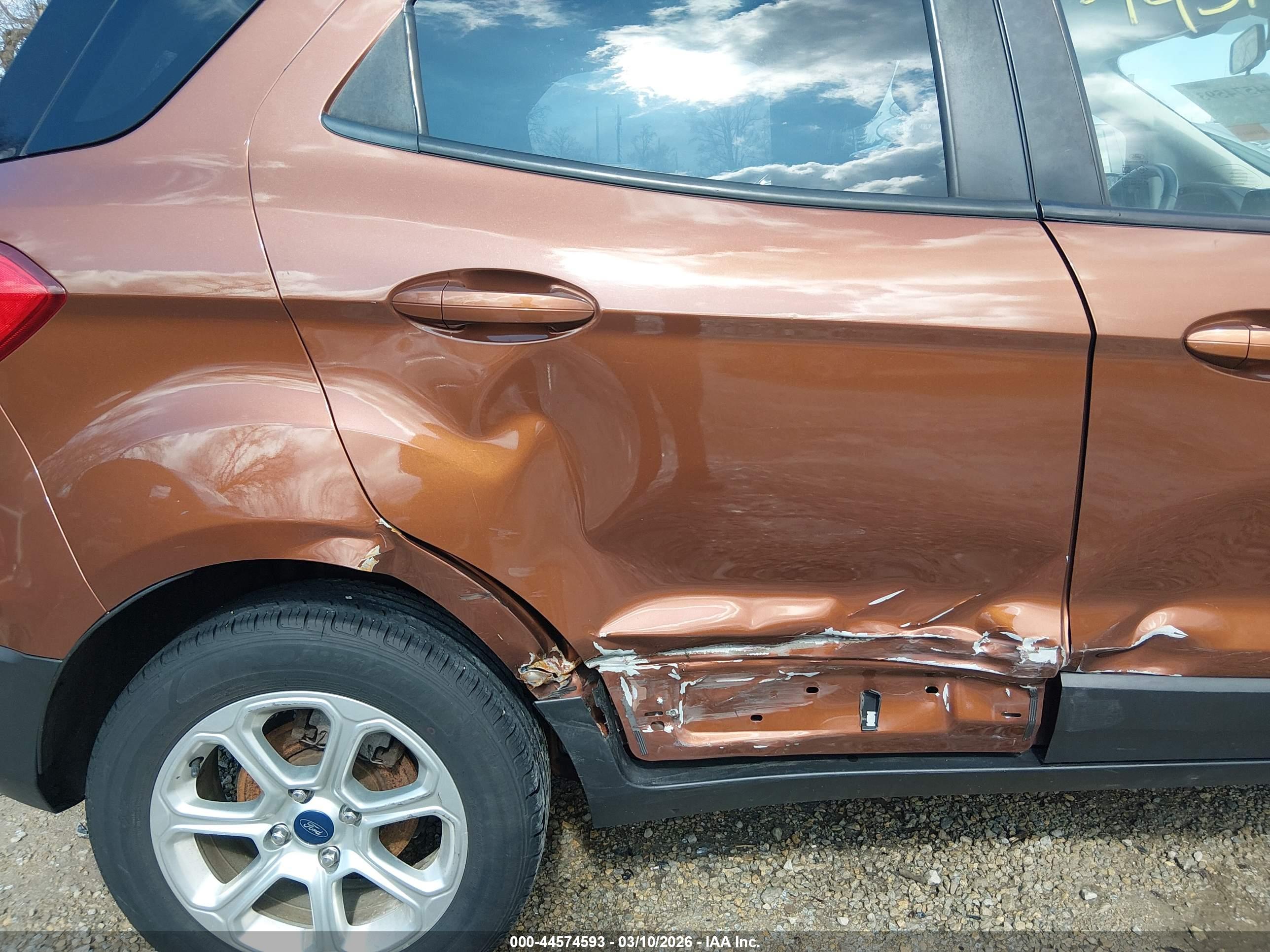 FORD ECOSPORT image 6