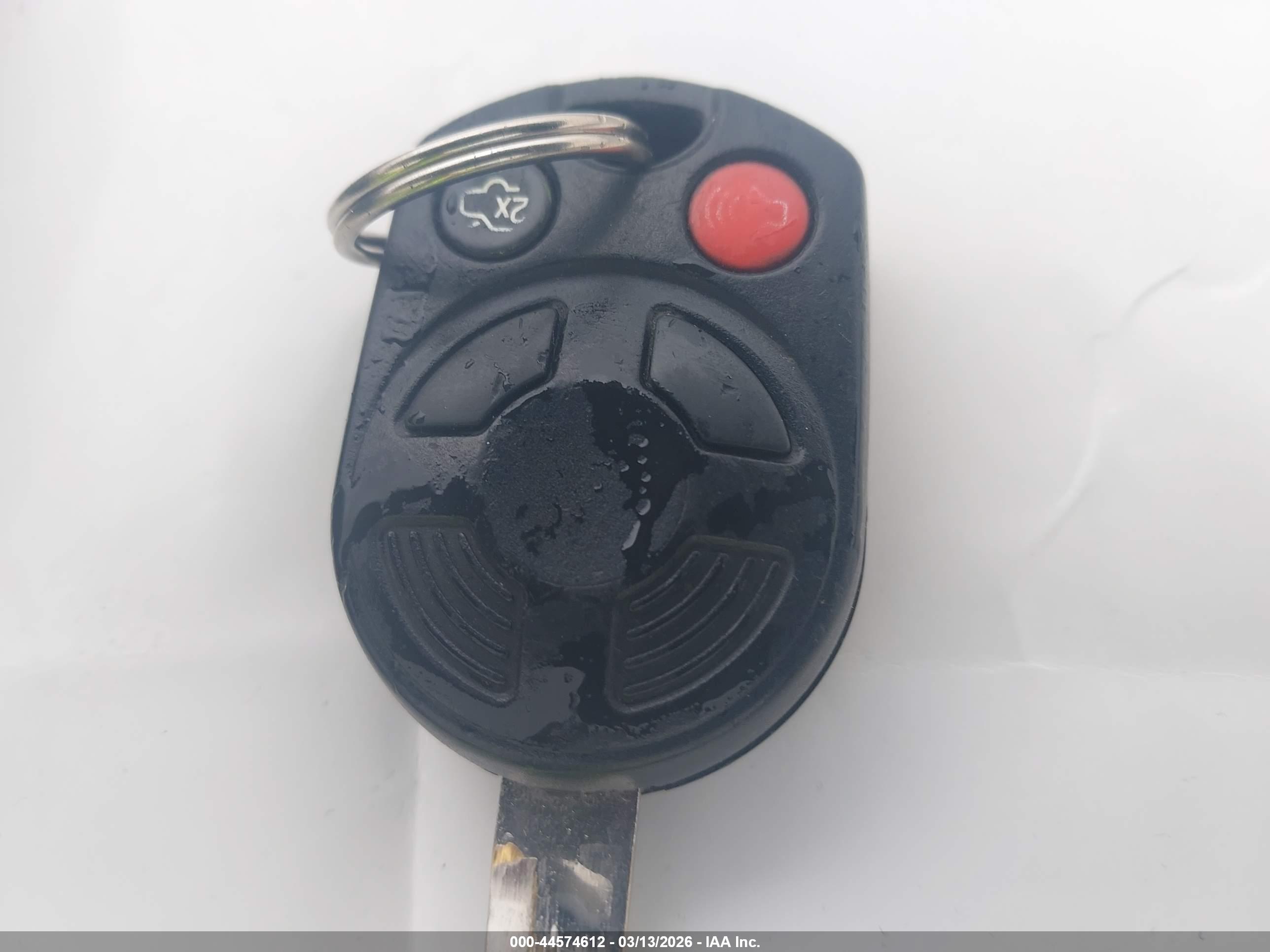 FORD FUSION image 11