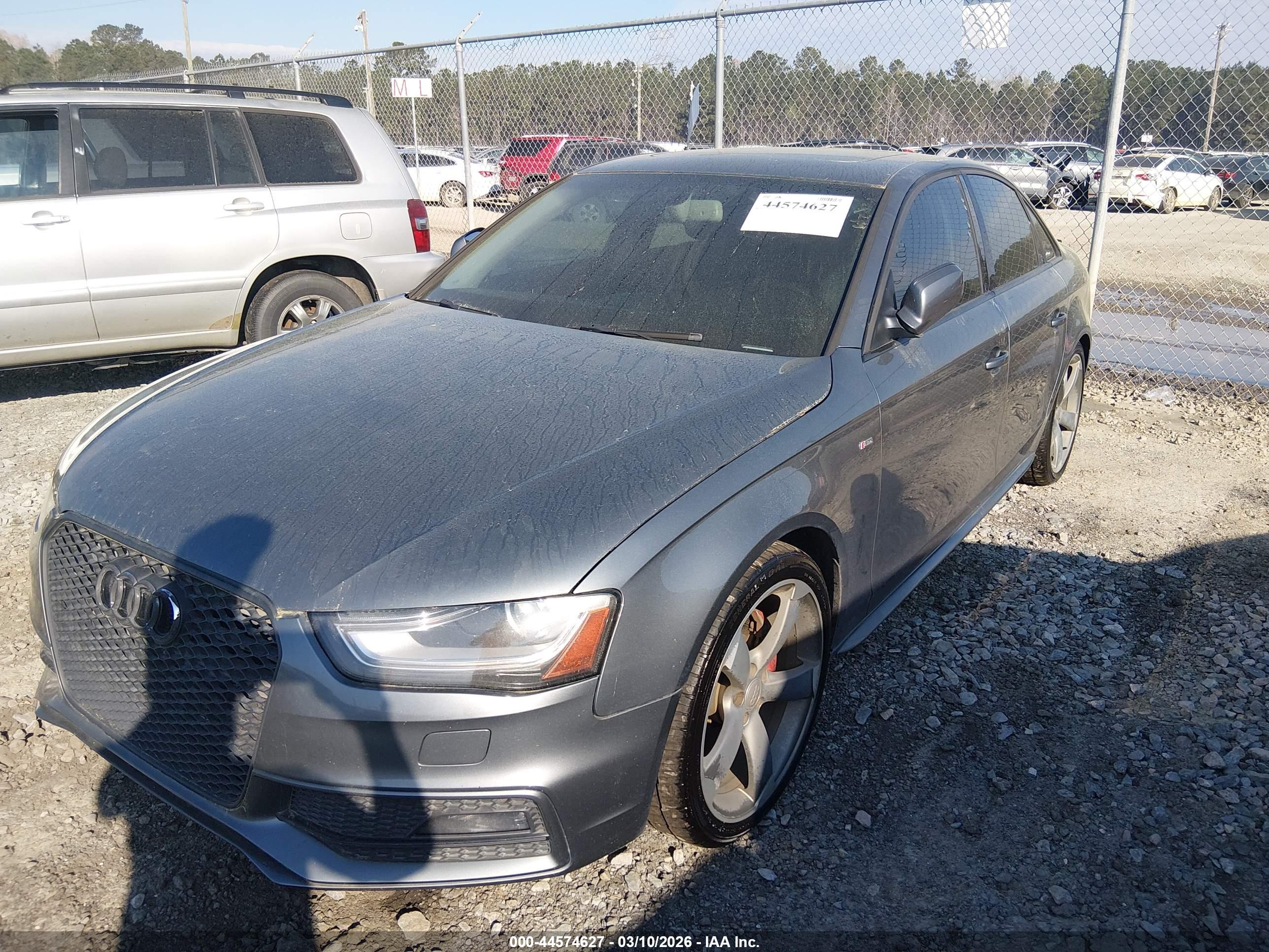 AUDI A4 image 2
