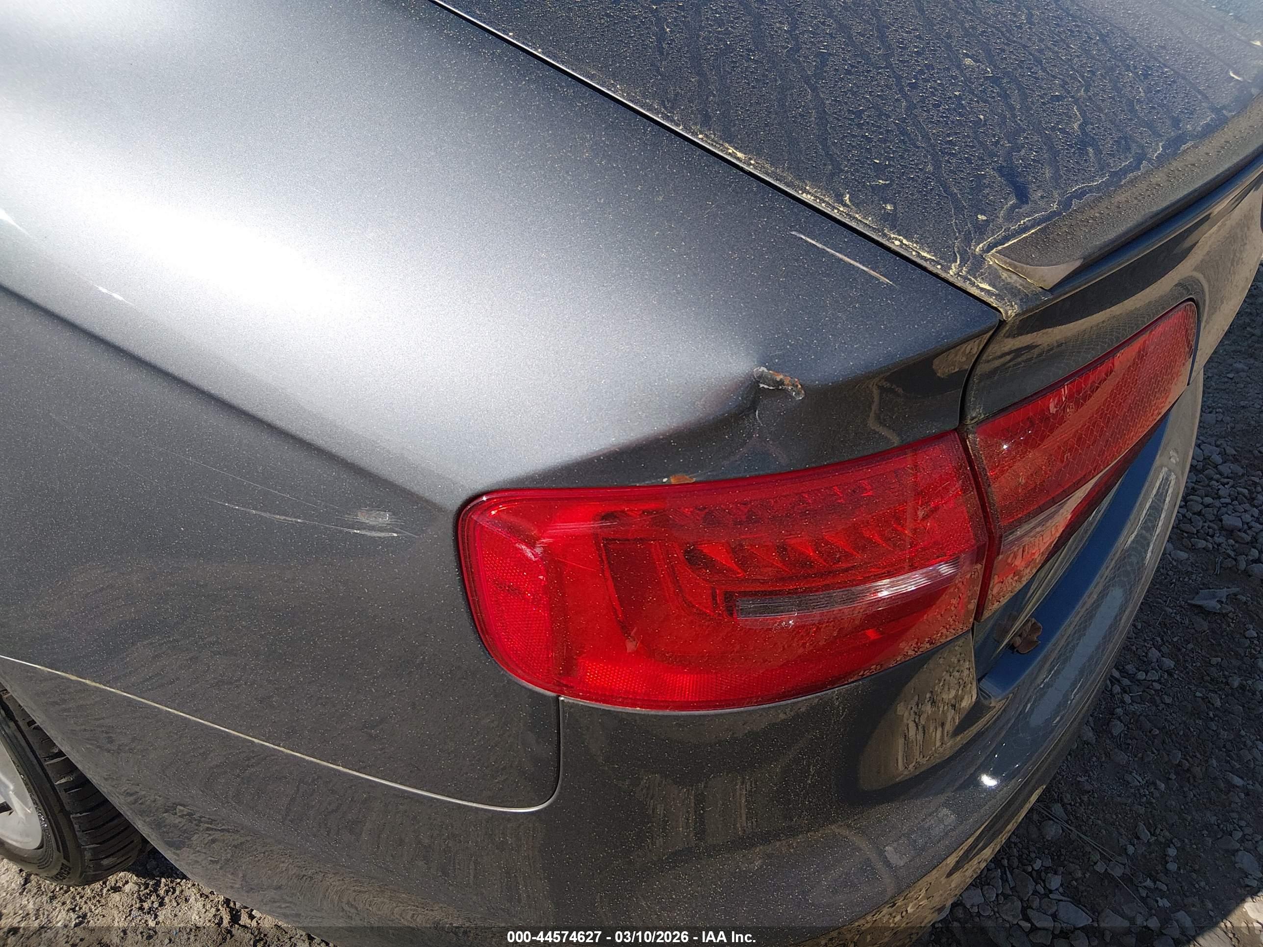 AUDI A4 image 6