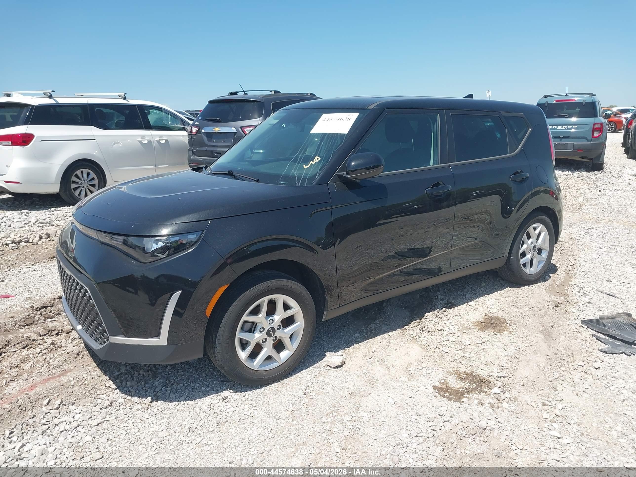 KIA SOUL image 2