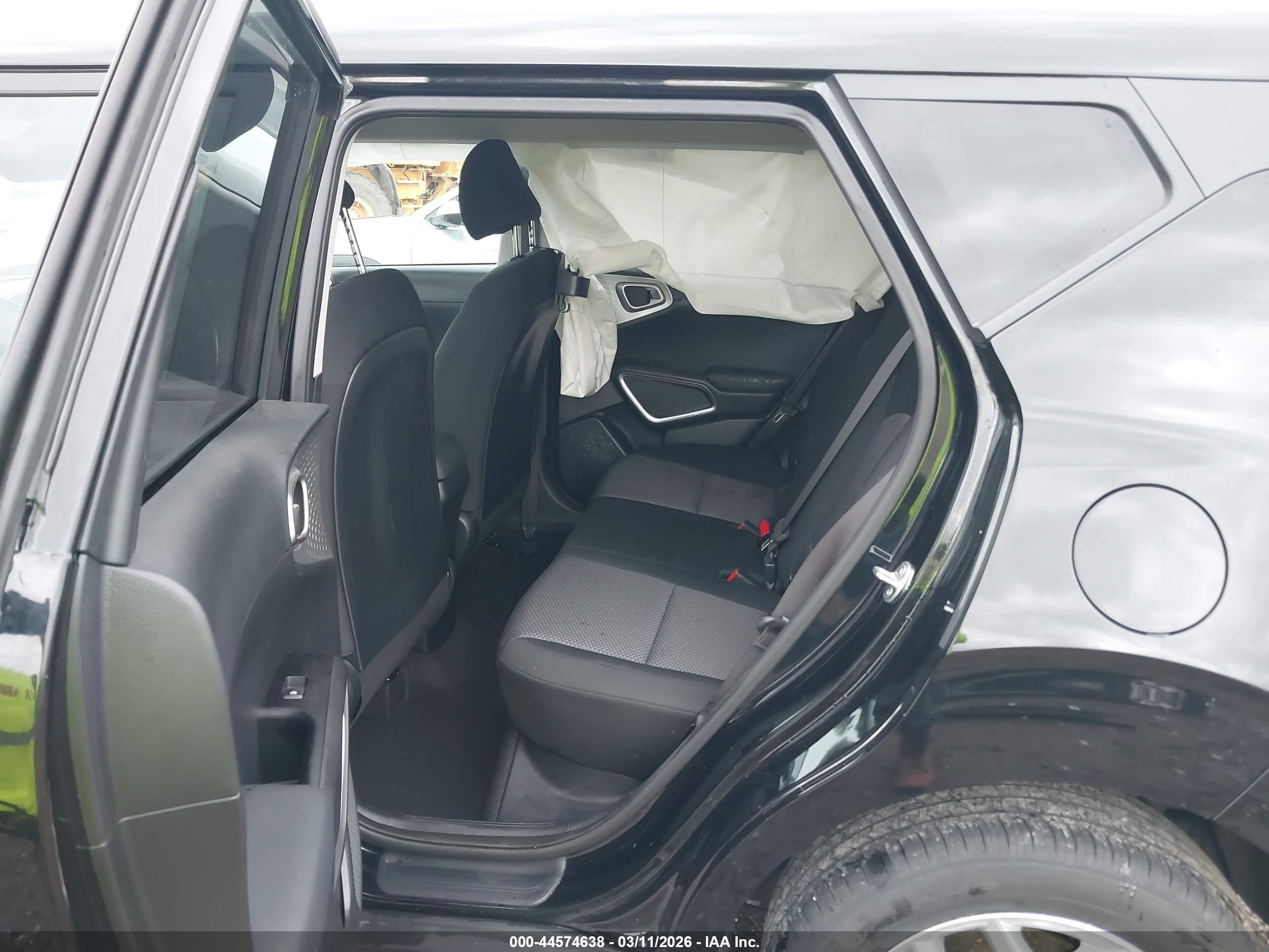 KIA SOUL image 8