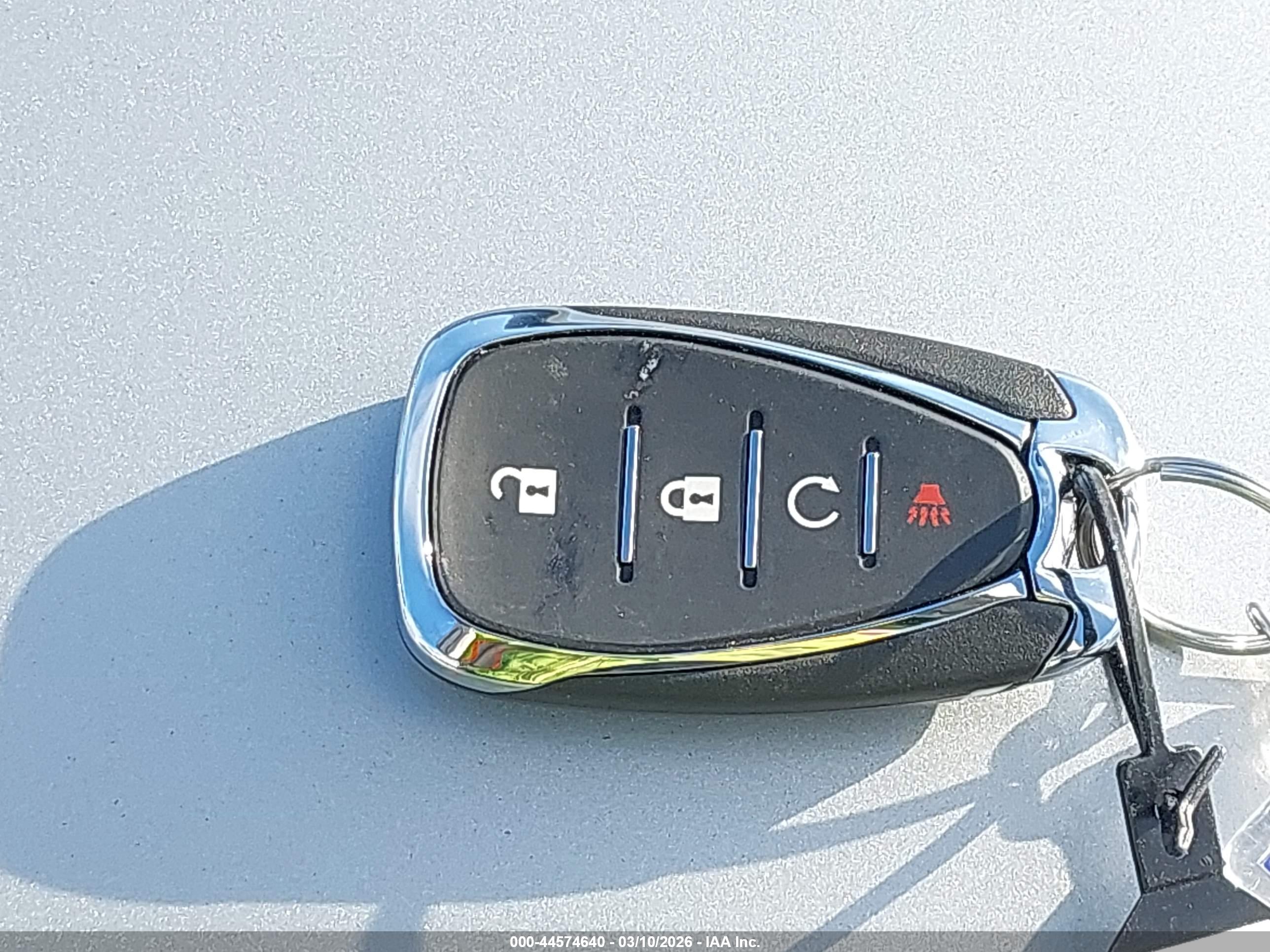 CHEVROLET TRAX image 11