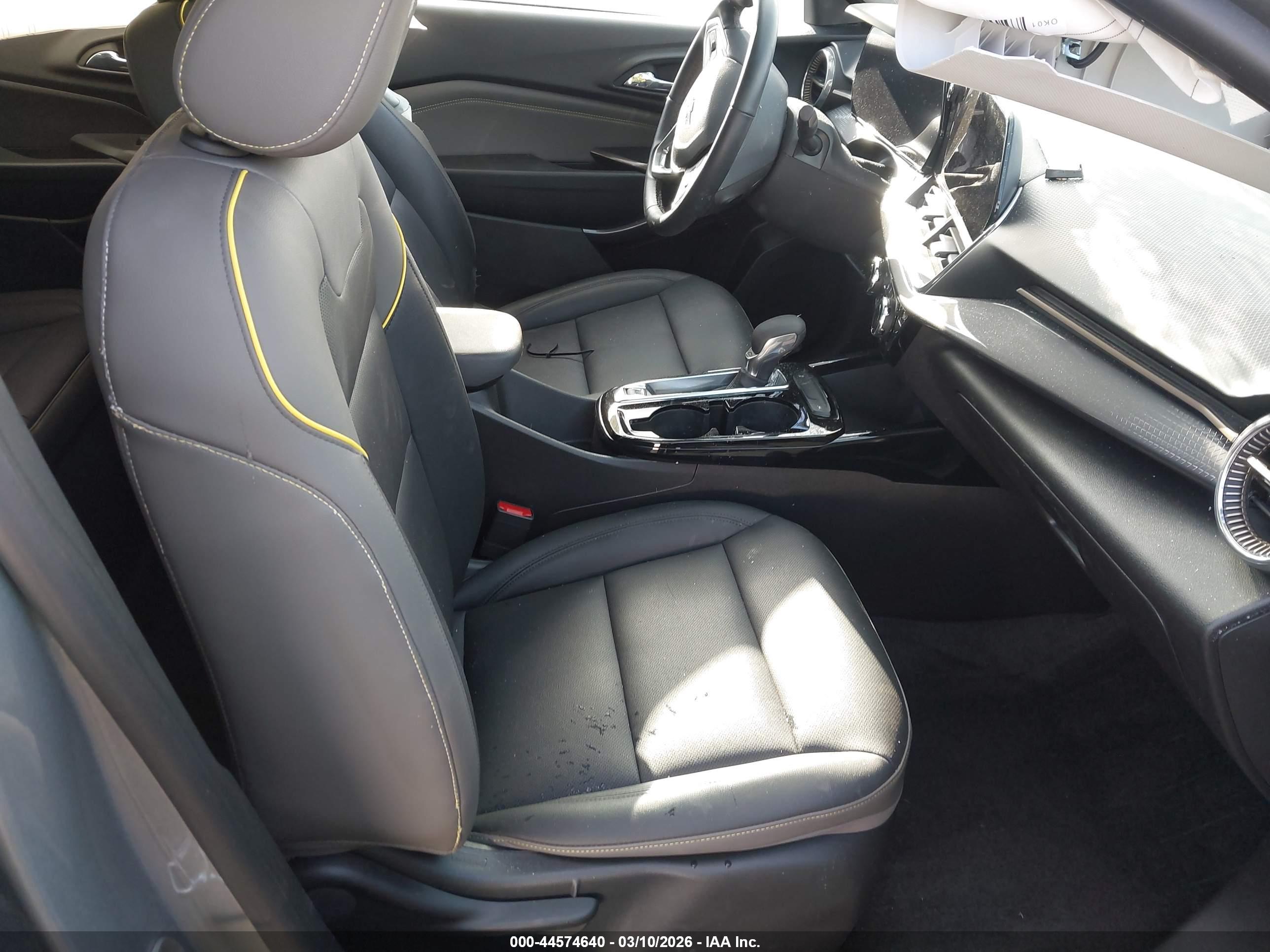 CHEVROLET TRAX image 5