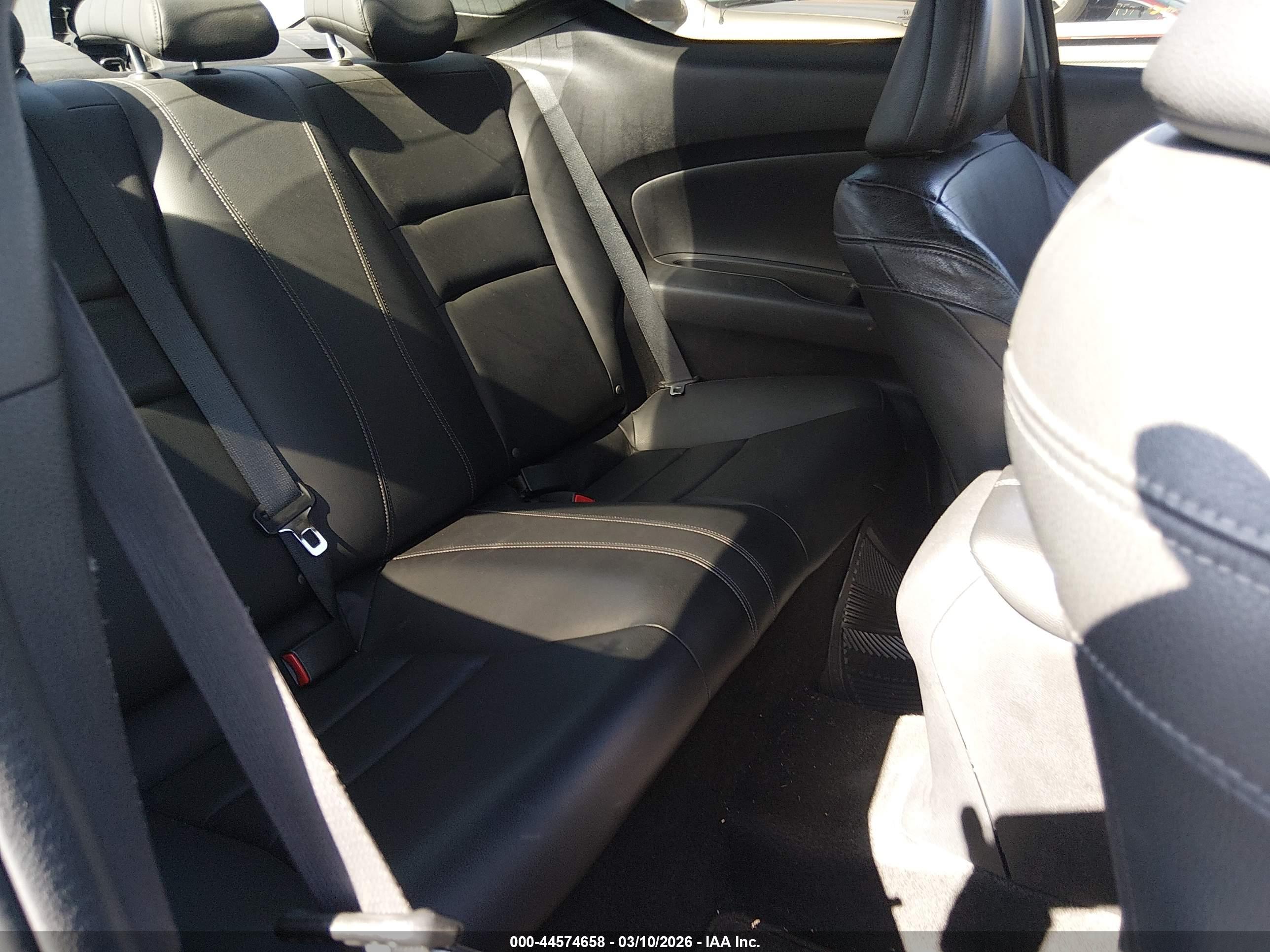 HONDA ACCORD image 8