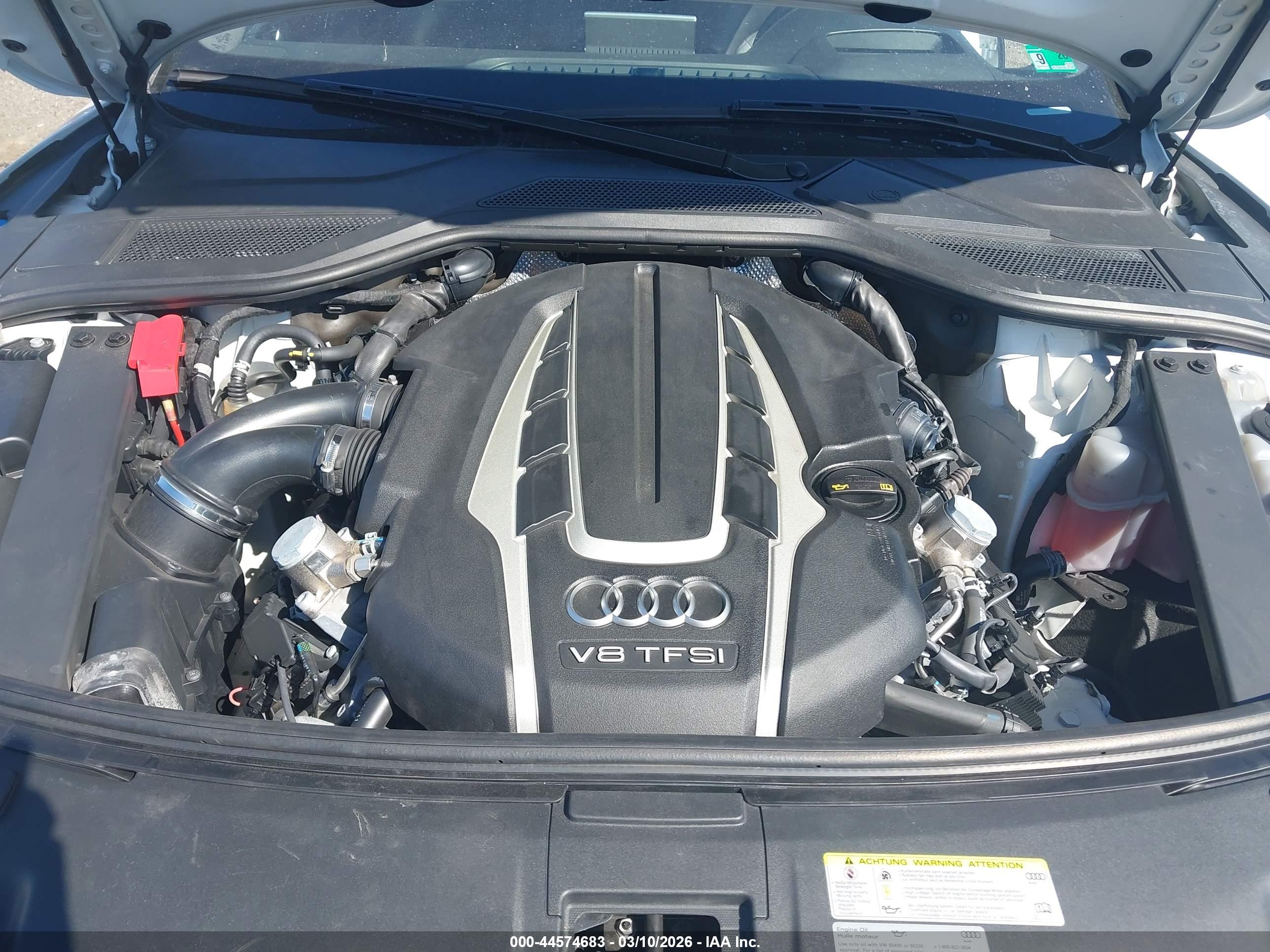 AUDI A8 image 10