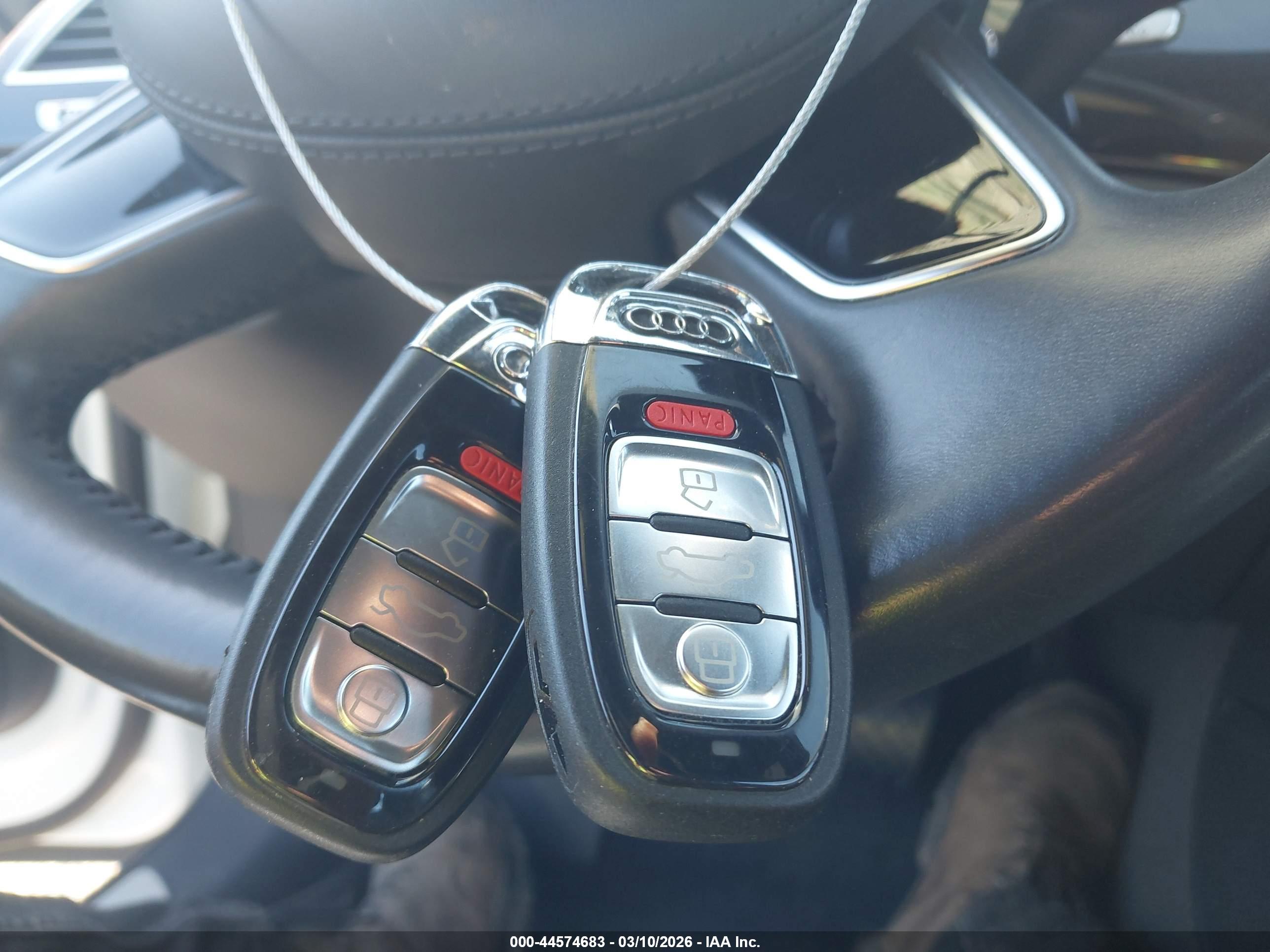 AUDI A8 image 11