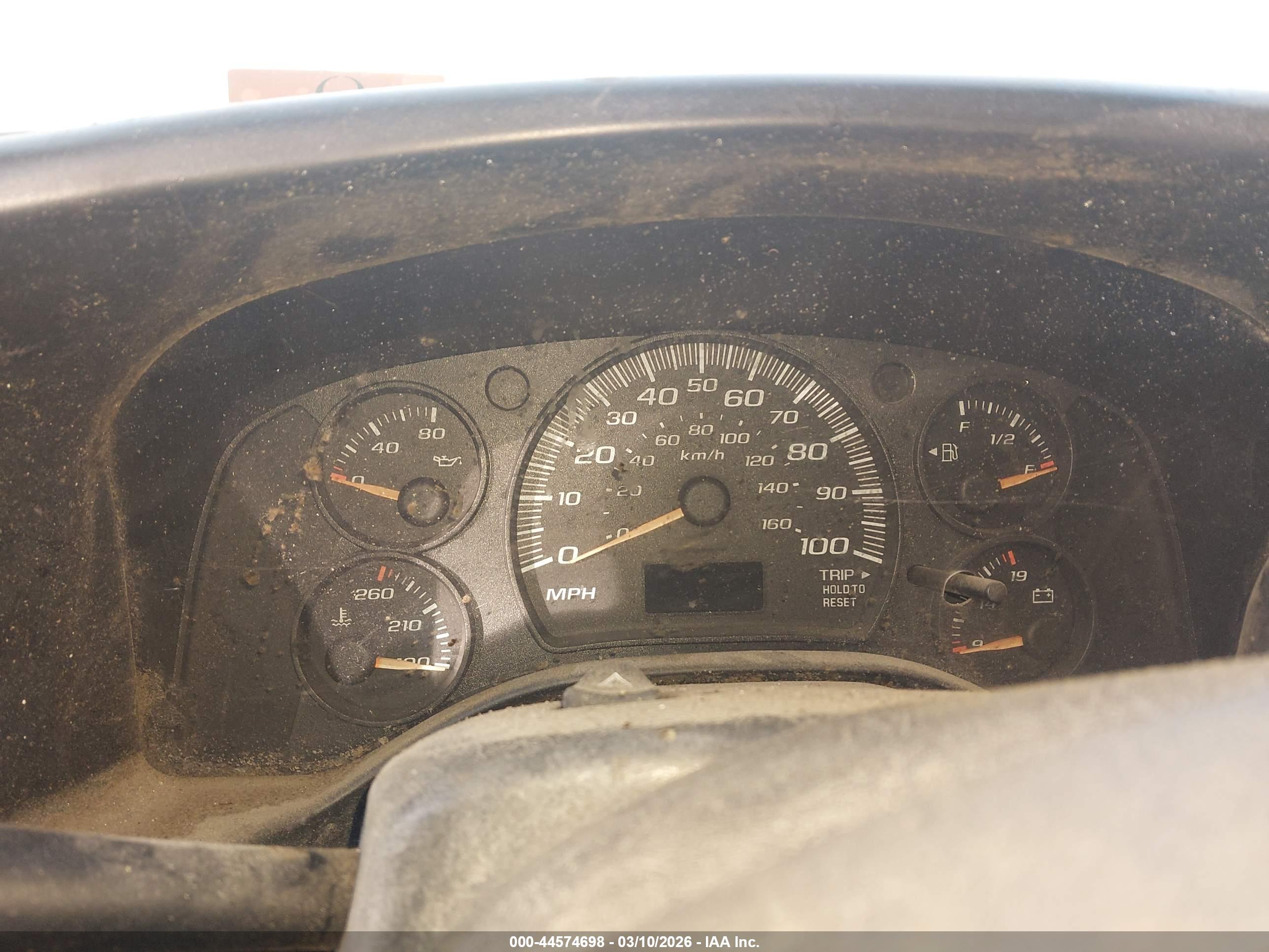 CHEVROLET EXPRESS image 7