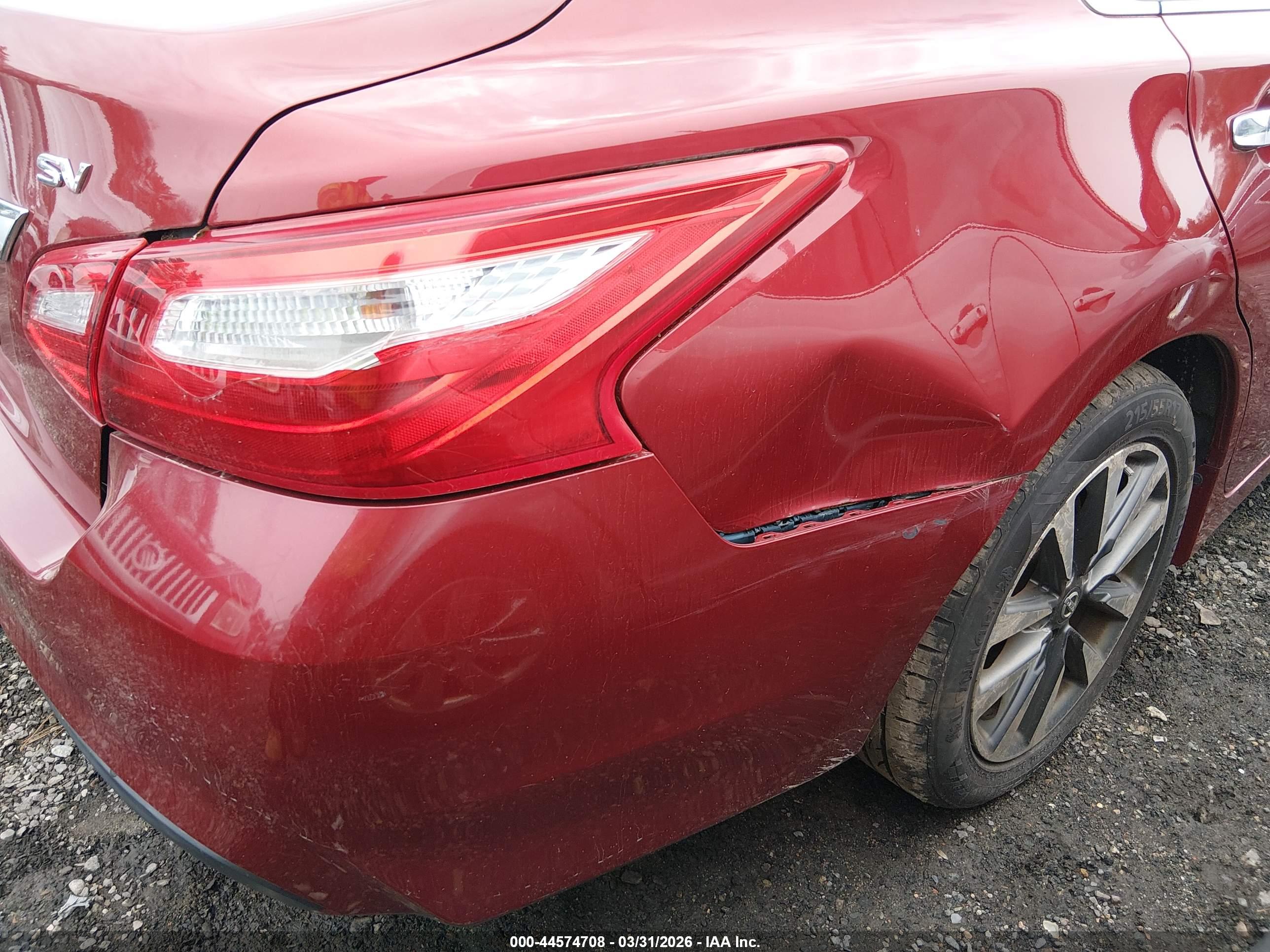 NISSAN ALTIMA image 6