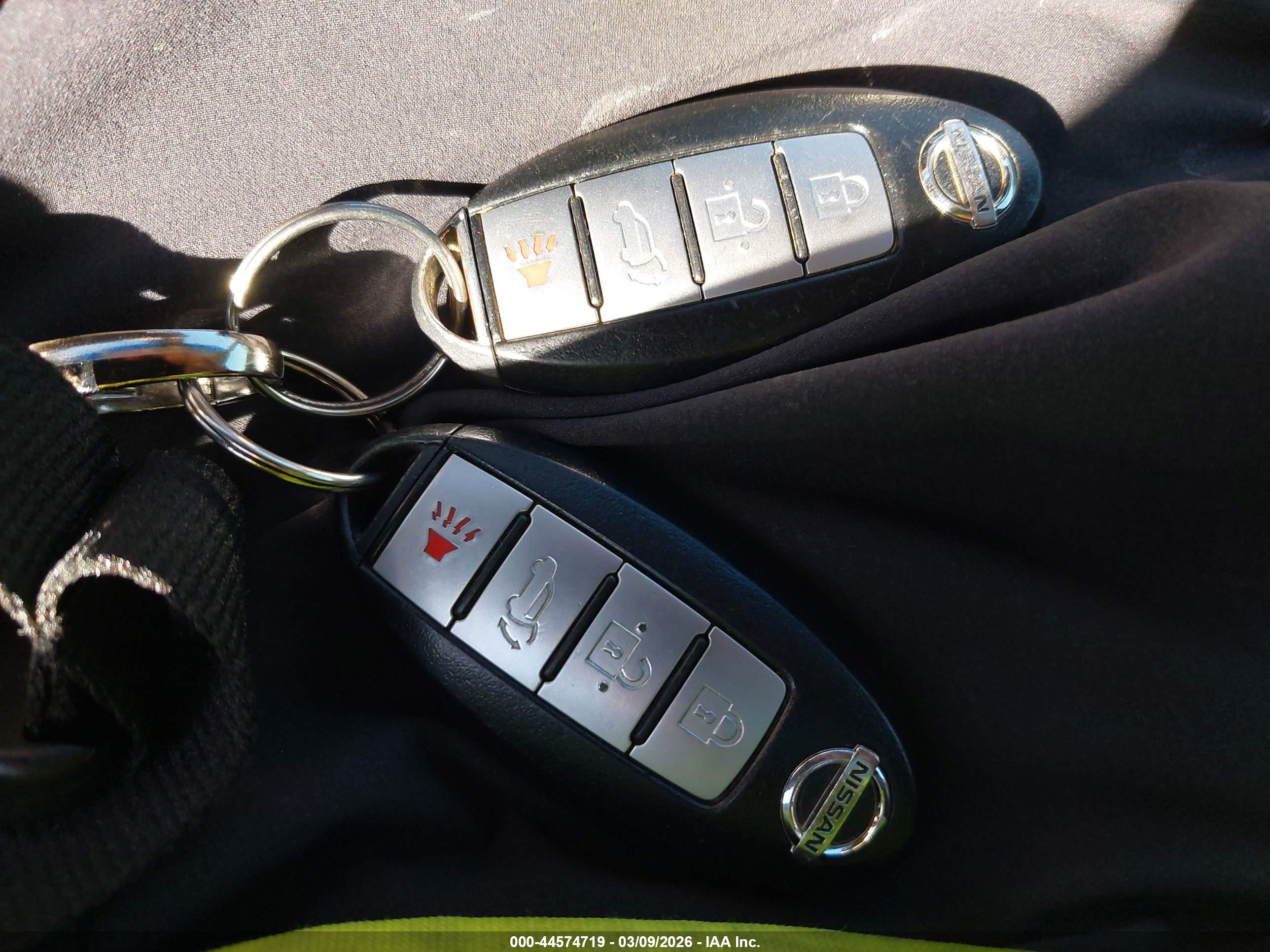 NISSAN MURANO image 11