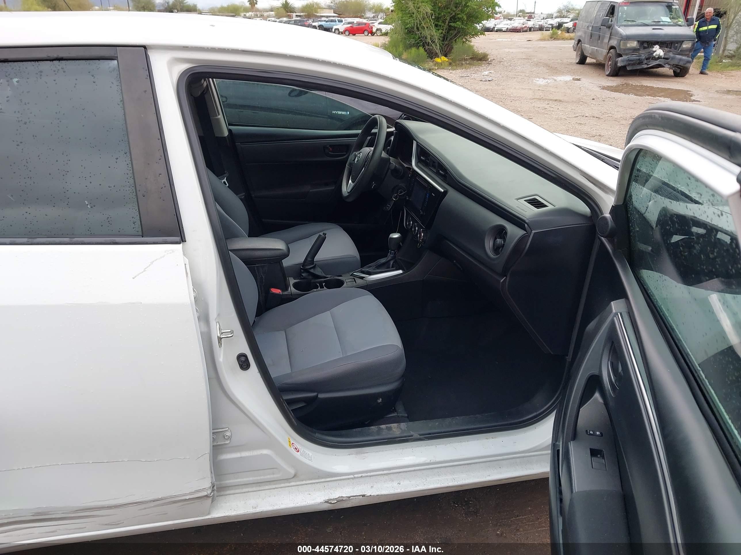 TOYOTA COROLLA image 5