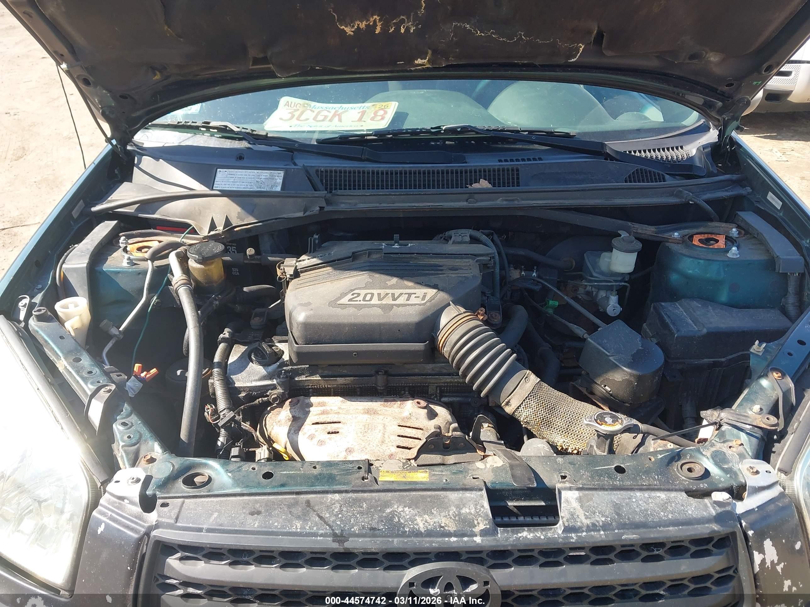 TOYOTA RAV4 image 10