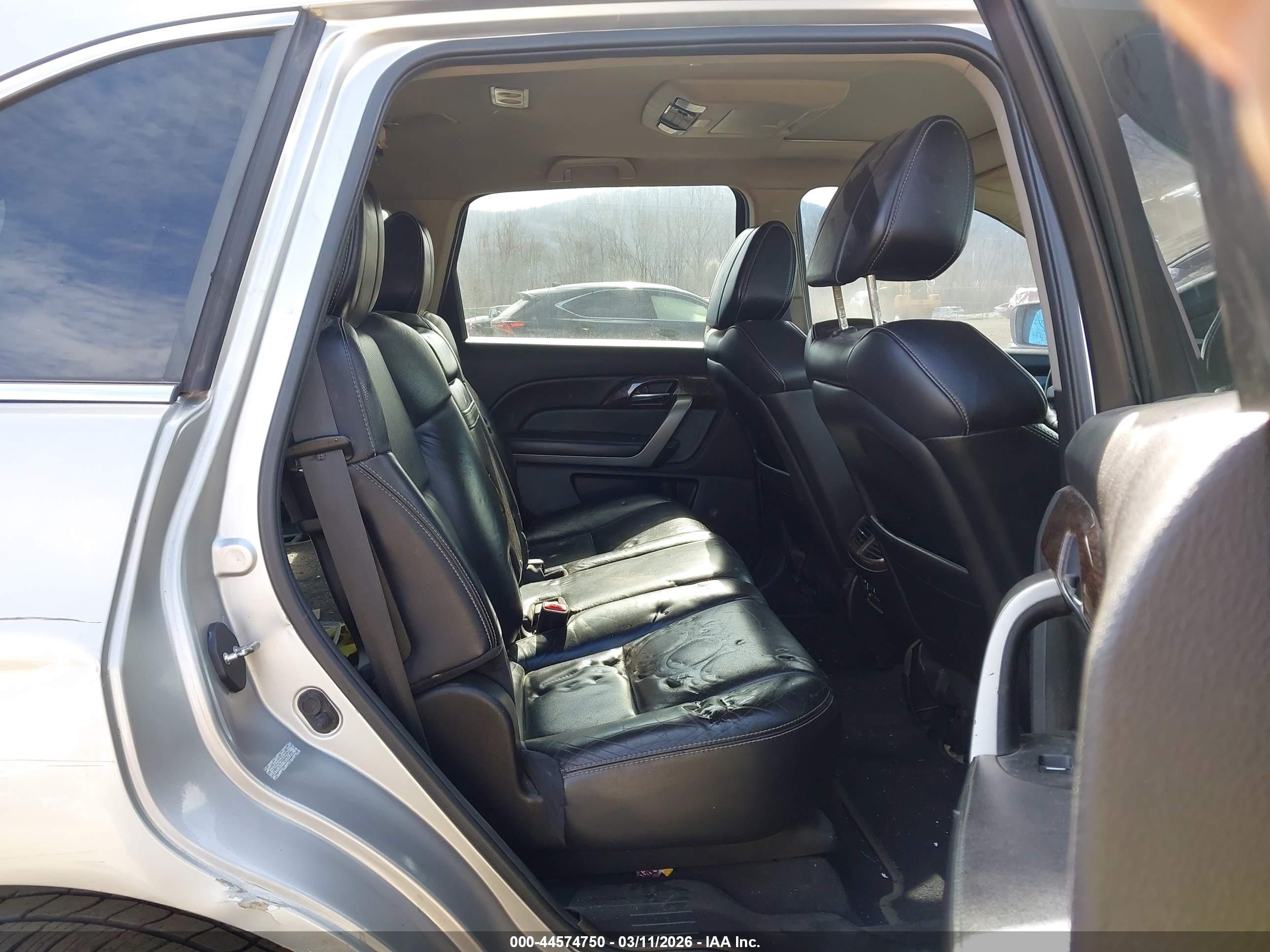 ACURA MDX image 8