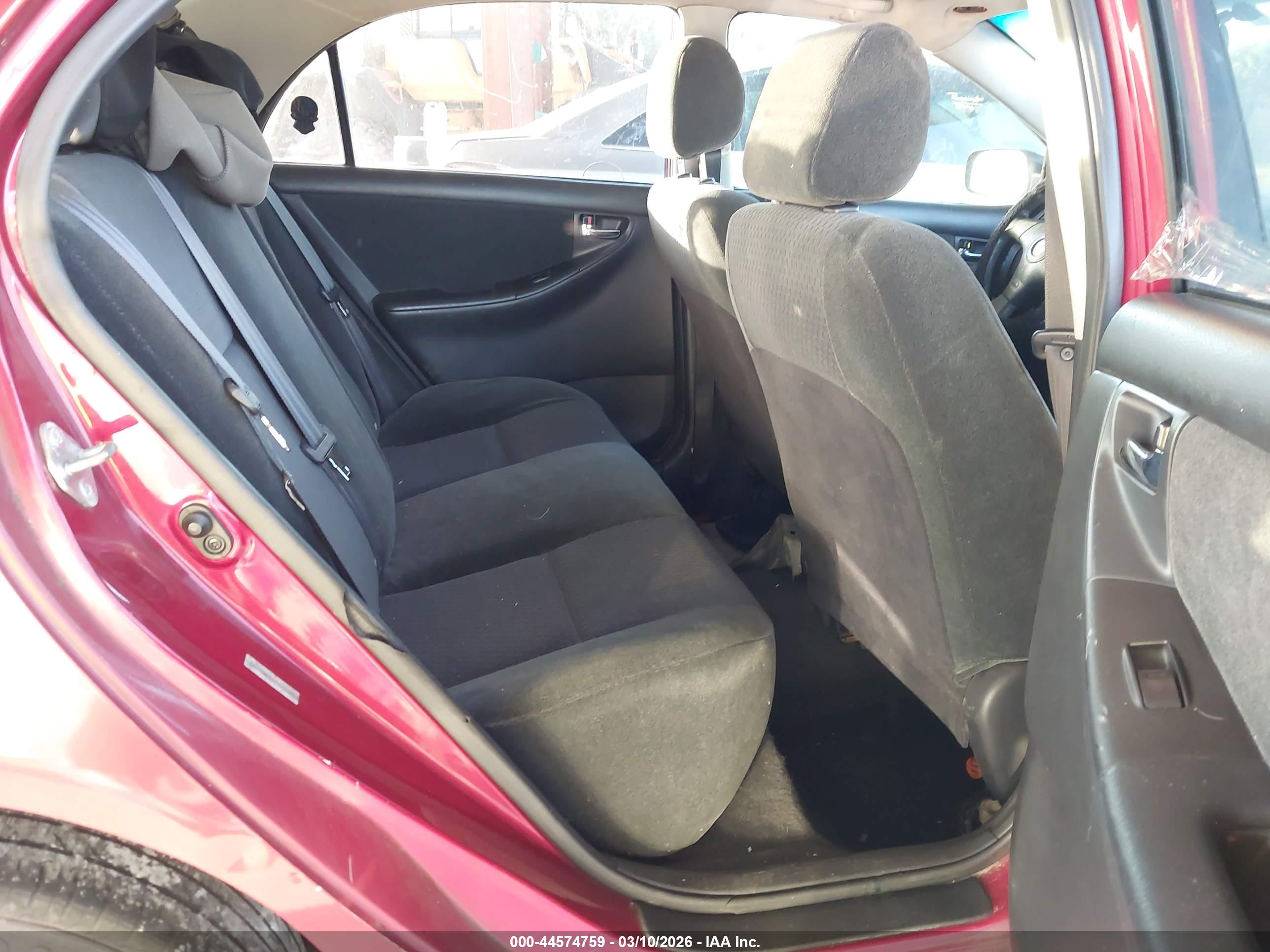 TOYOTA COROLLA image 8