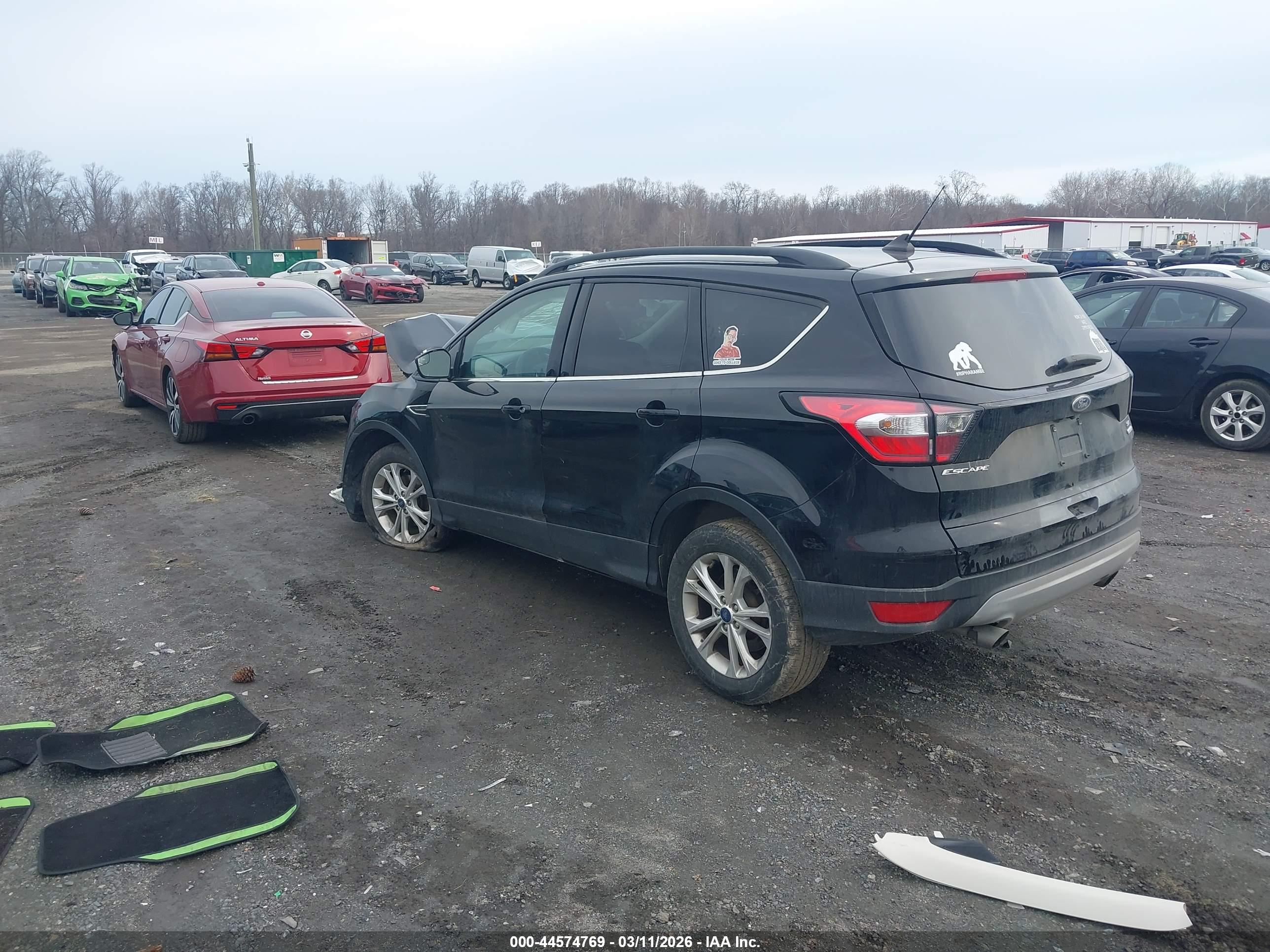 FORD ESCAPE image 3