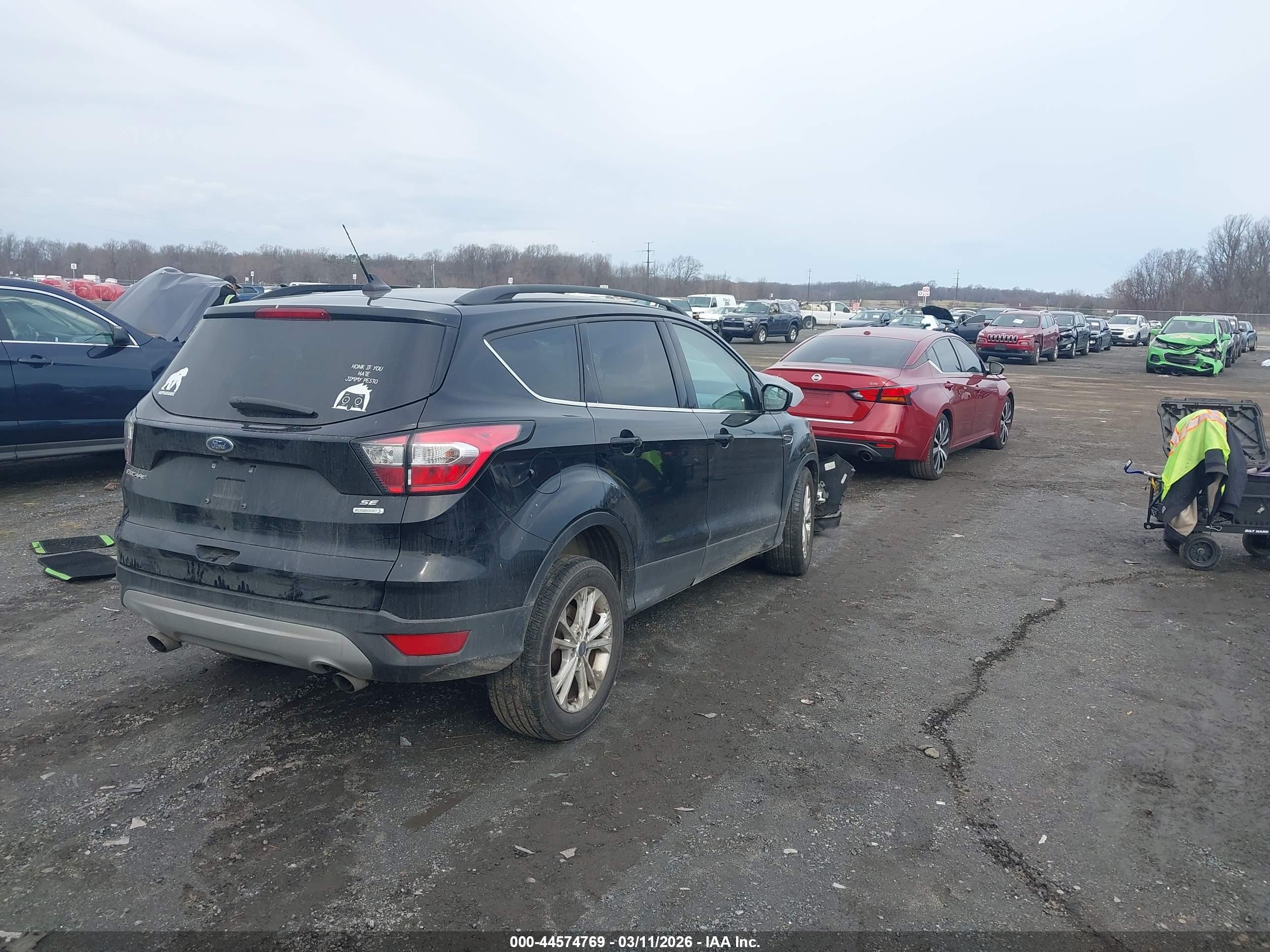 FORD ESCAPE image 4