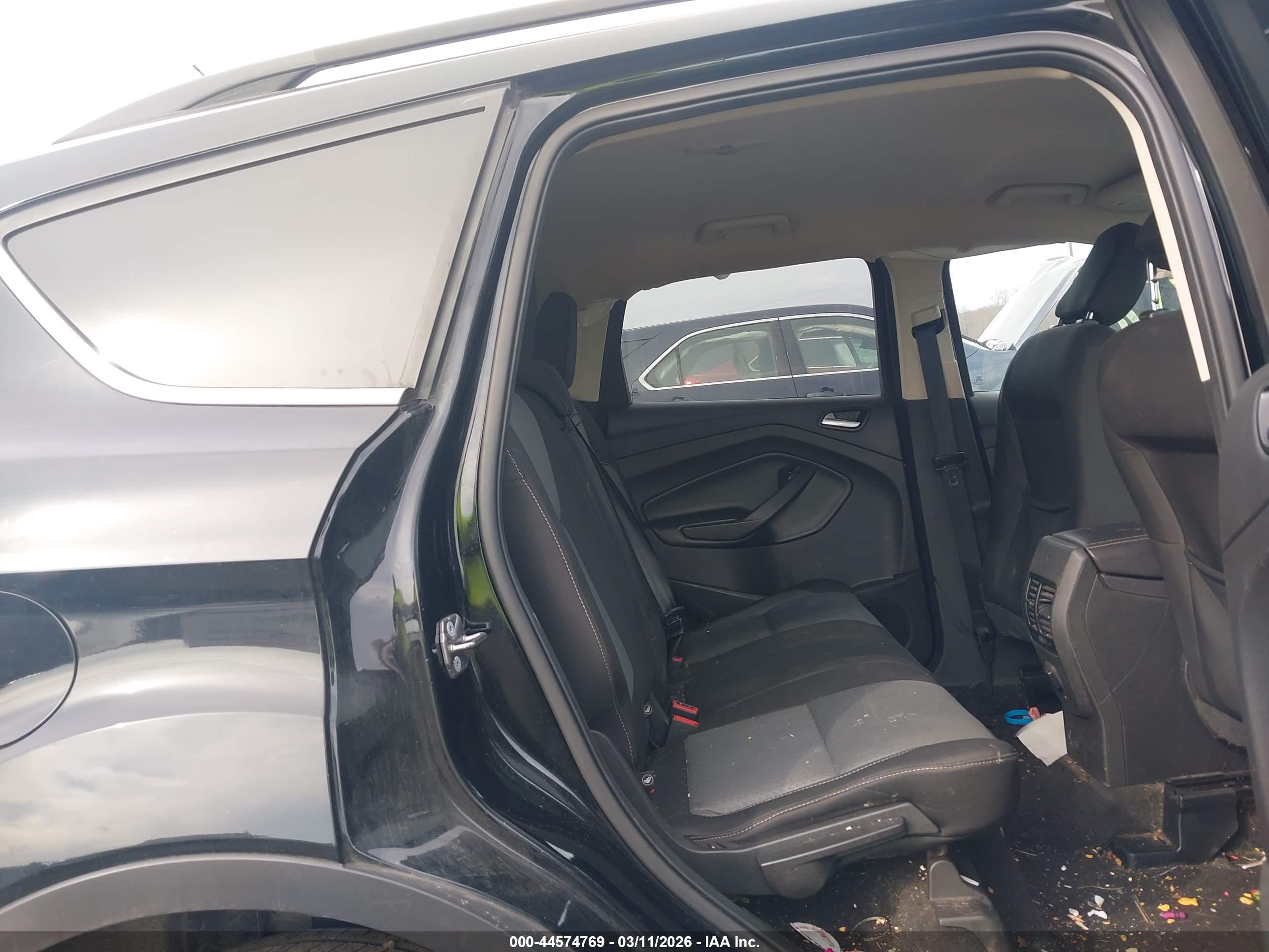 FORD ESCAPE image 8