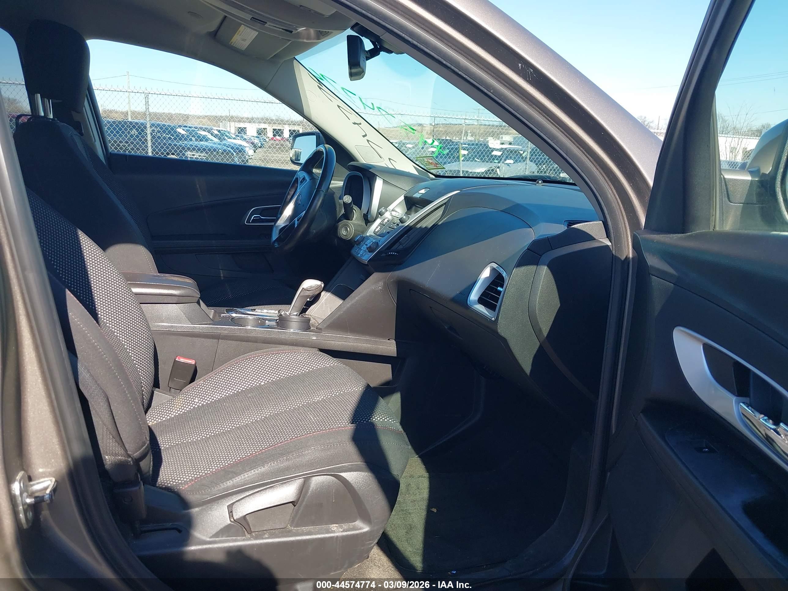 CHEVROLET EQUINOX image 5